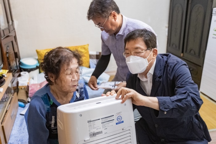  찾아가는 안전환경 조성 - 폭염 속 어르신 안부 확인