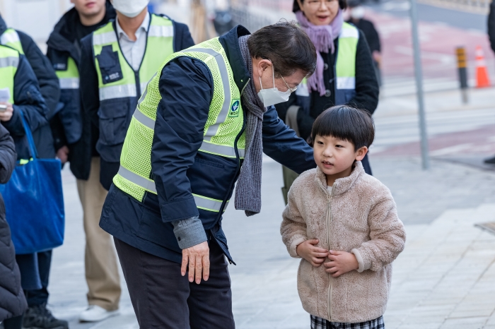통학로 안전 점검 및 원스톱 전입센터 운영