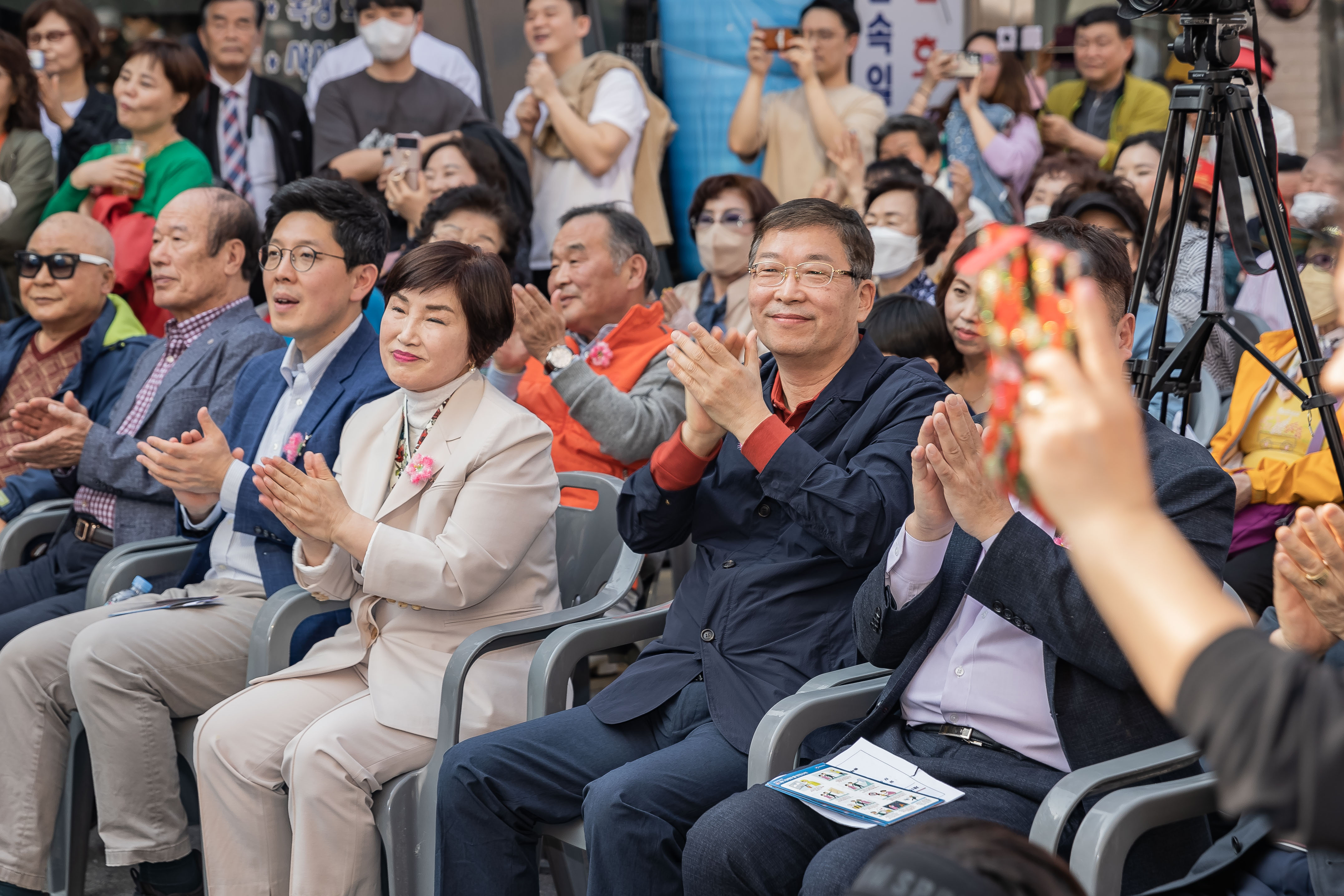 20230401-중곡2동 긴고랑 왕벚꽃 축제 230401-1255_G_173606.jpg