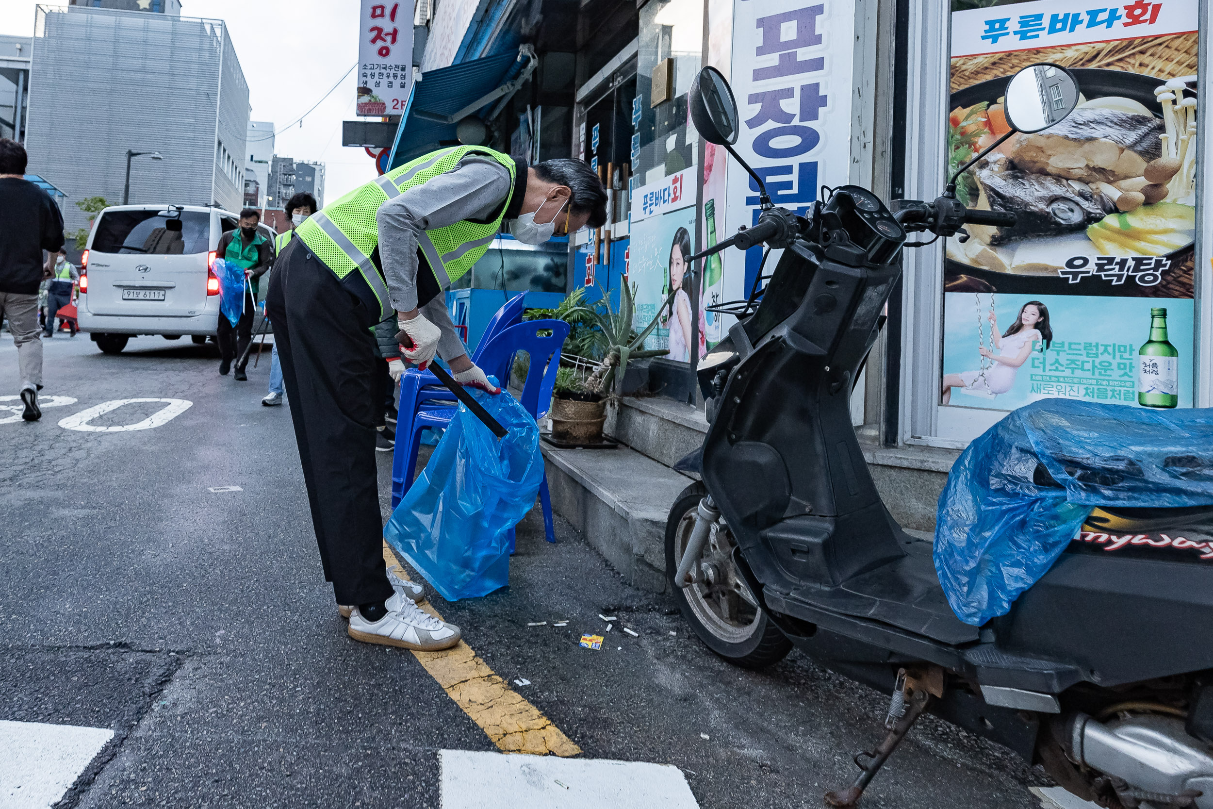 20221005-제5회 주민과 함께하는 군자동 골목청소 221005-0154_G_181938.jpg