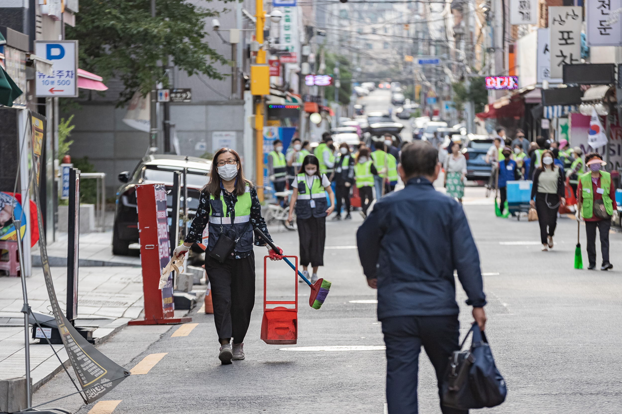 20220915-제3회 주민과 함께하는 골목청소(능동) 220915-0504_G_093313.jpg