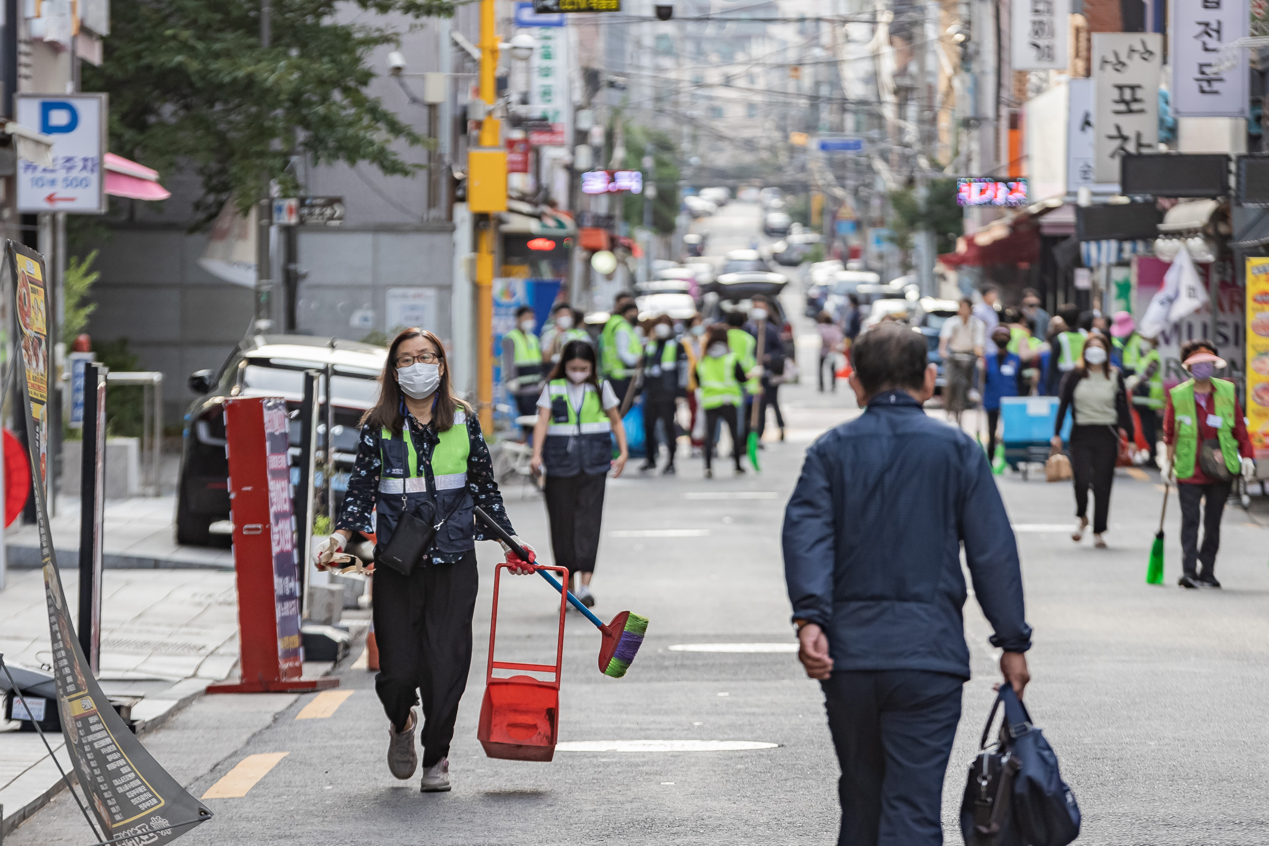 20220915-제3회 주민과 함께하는 골목청소(능동) 220915-0509_G_093313.jpg