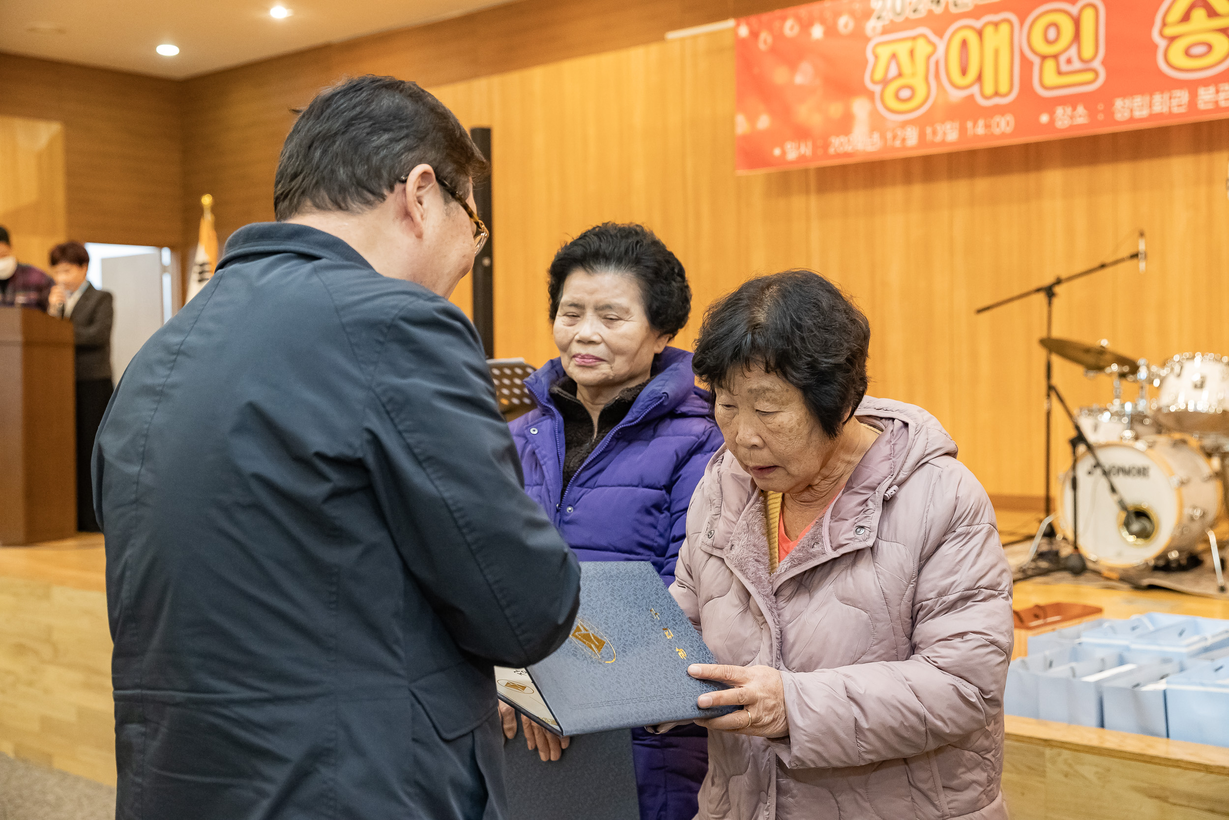 20241213-2024년도 장애인 송년나눔대축제 20241213_5942_G_194937.jpg