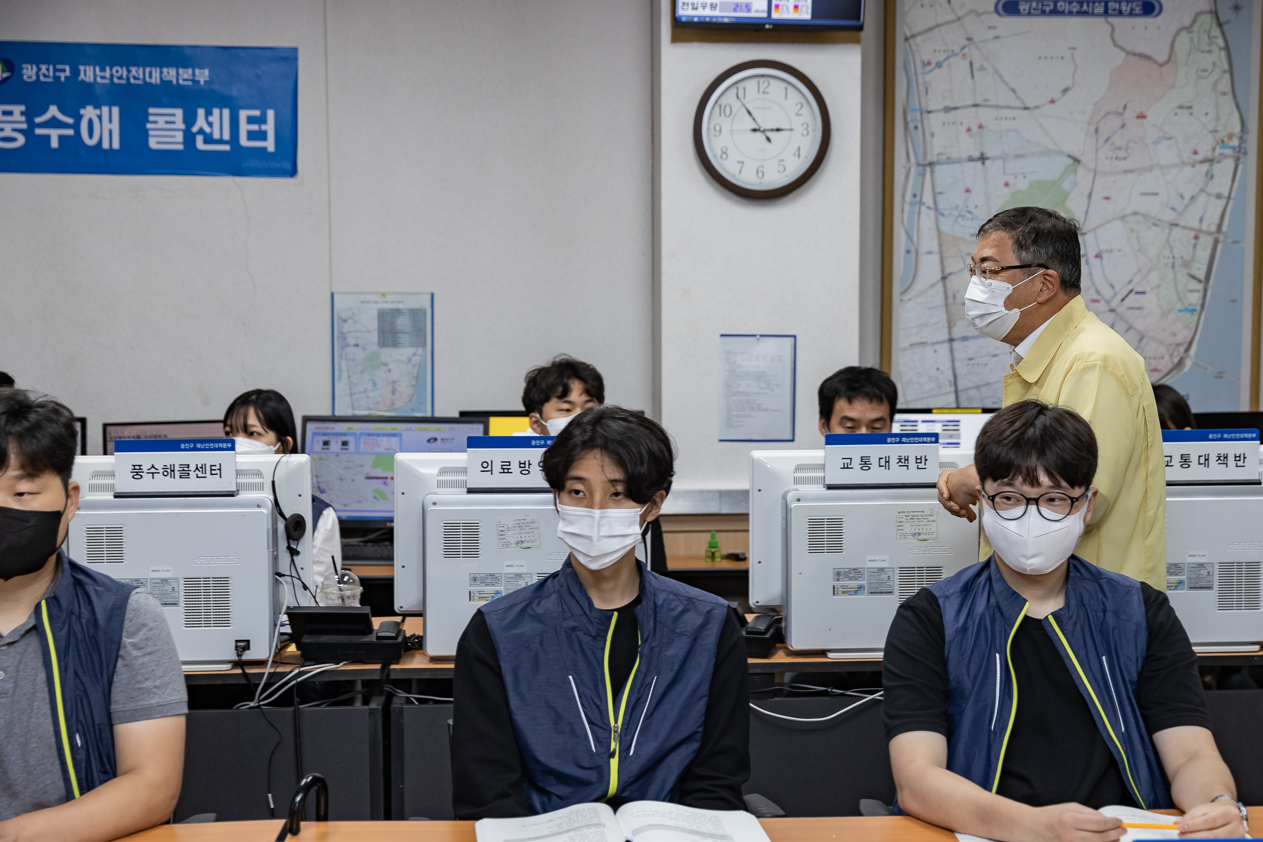 20220905-광진구 재난안전대책본부-제11호 태풍 힌 남노 대비 주요수방시설물 현장방문 220905-0163_G_202924.jpg