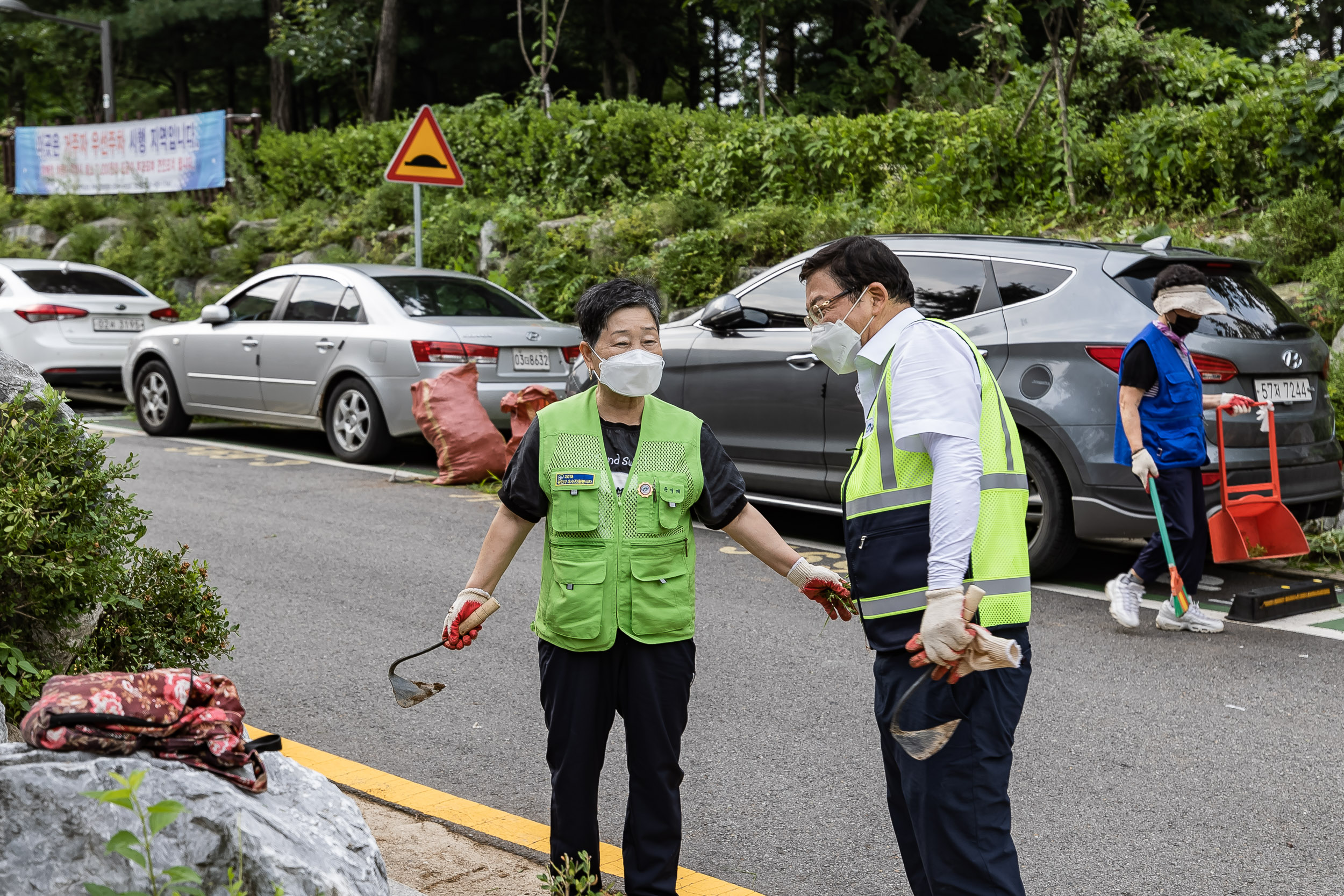 20220722-능동 감나무식재지 일대 대청소 20220722_6027_G_101042.jpg