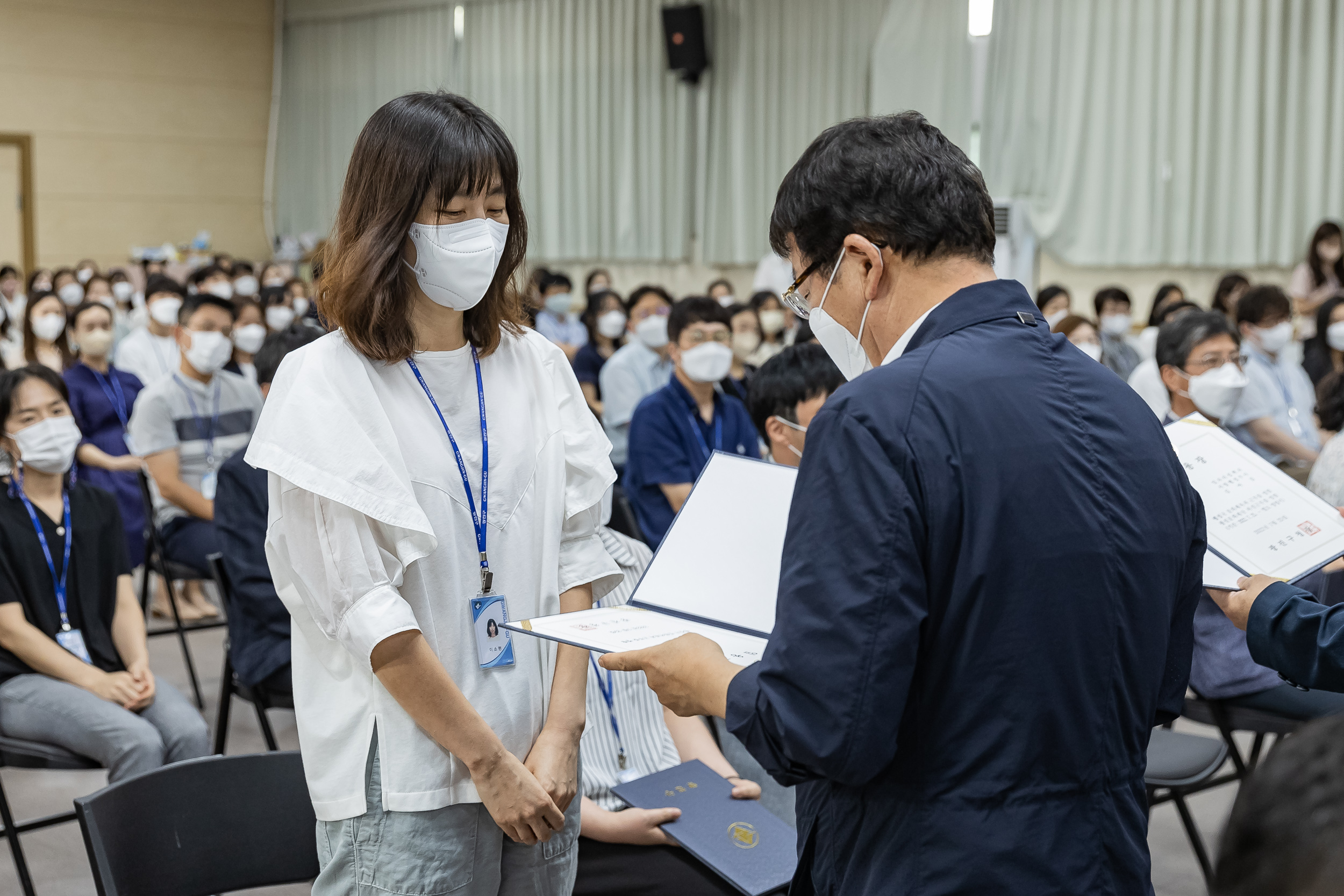 20220722-2022년 하반기 정기인사 임용장 수여식 20220722_7165_G_204621.jpg