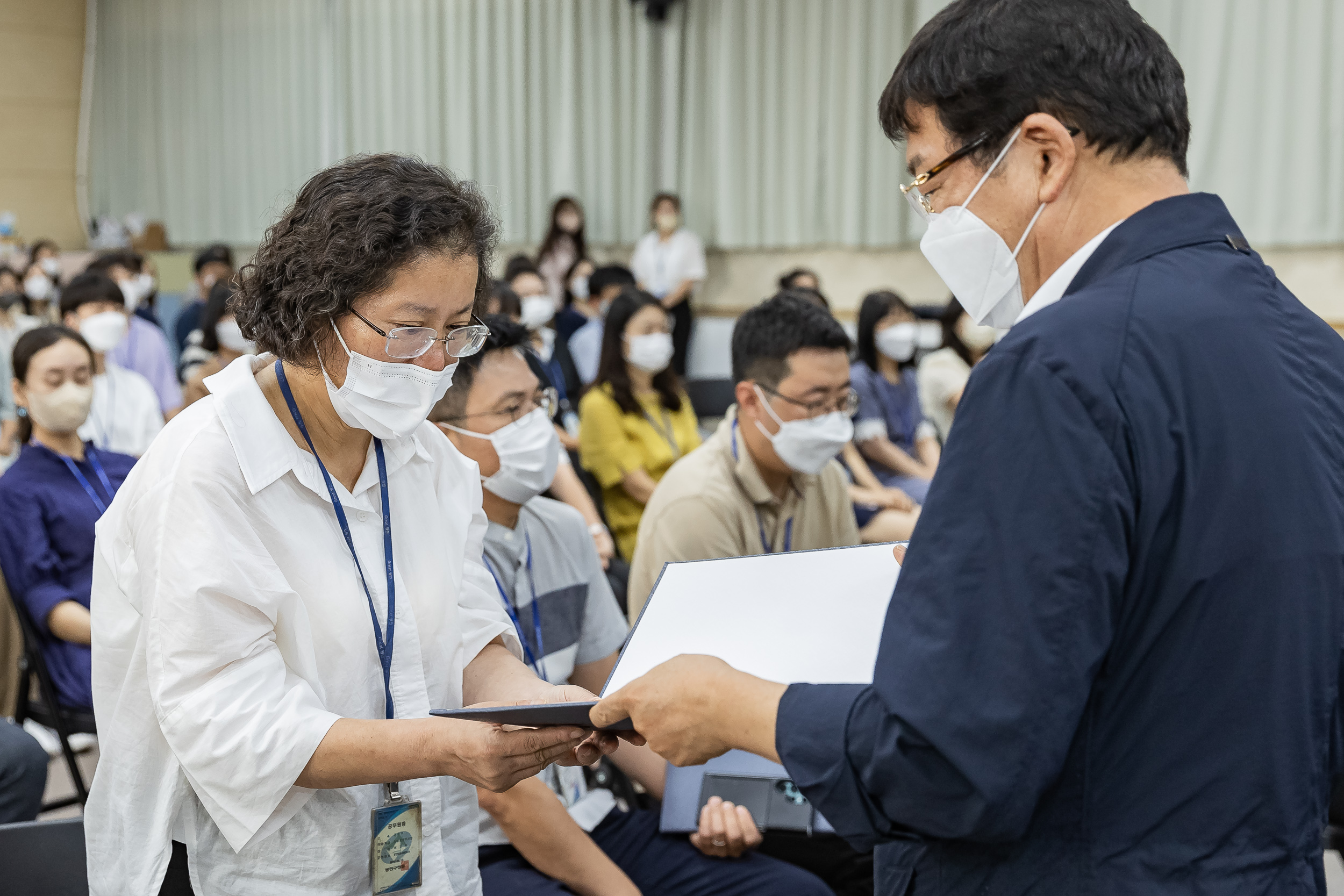 20220722-2022년 하반기 정기인사 임용장 수여식 20220722_7356_G_204630.jpg