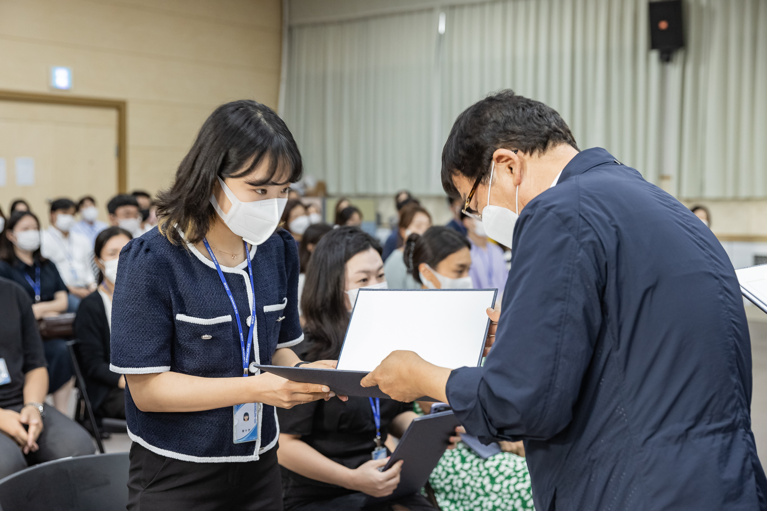 20220722-2022년 하반기 정기인사 임용장 수여식 20220722_7585_G_204640.jpg