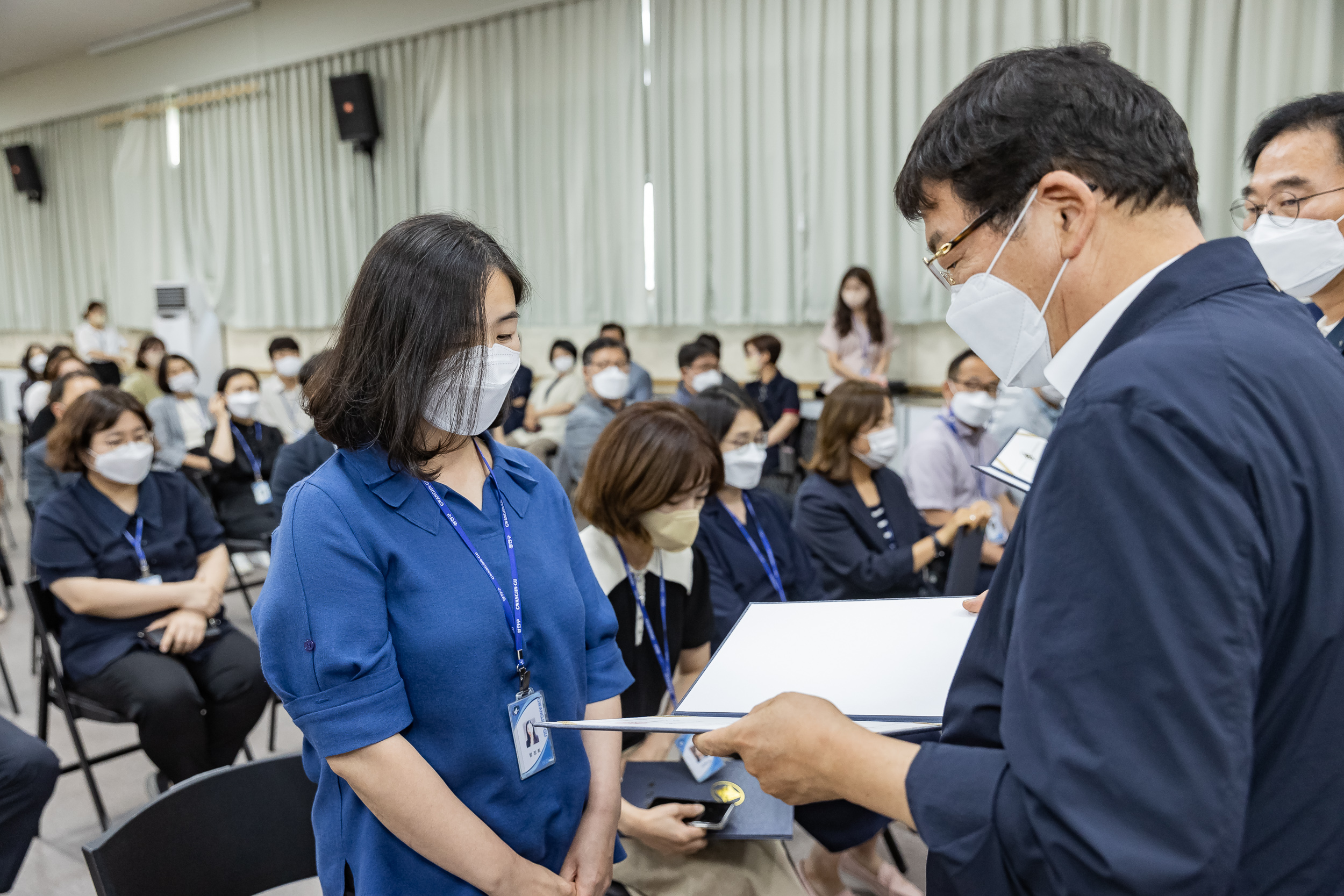 20220722-2022년 하반기 정기인사 임용장 수여식 20220722_6855_G_204610.jpg