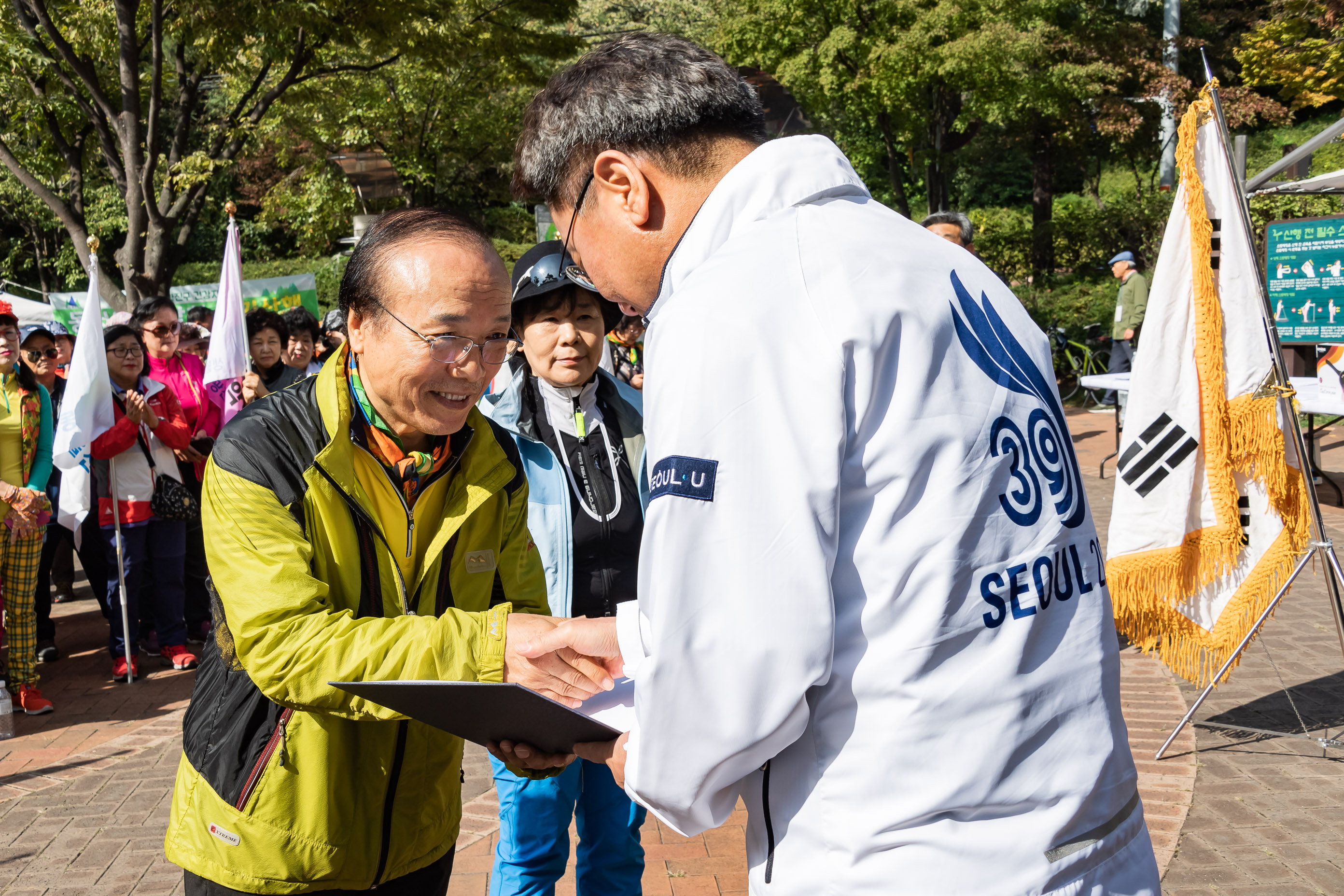 20191006-제18회 광진구 산악연맹회장기(배) 등산대회 20191006-148211_s_184304.jpg