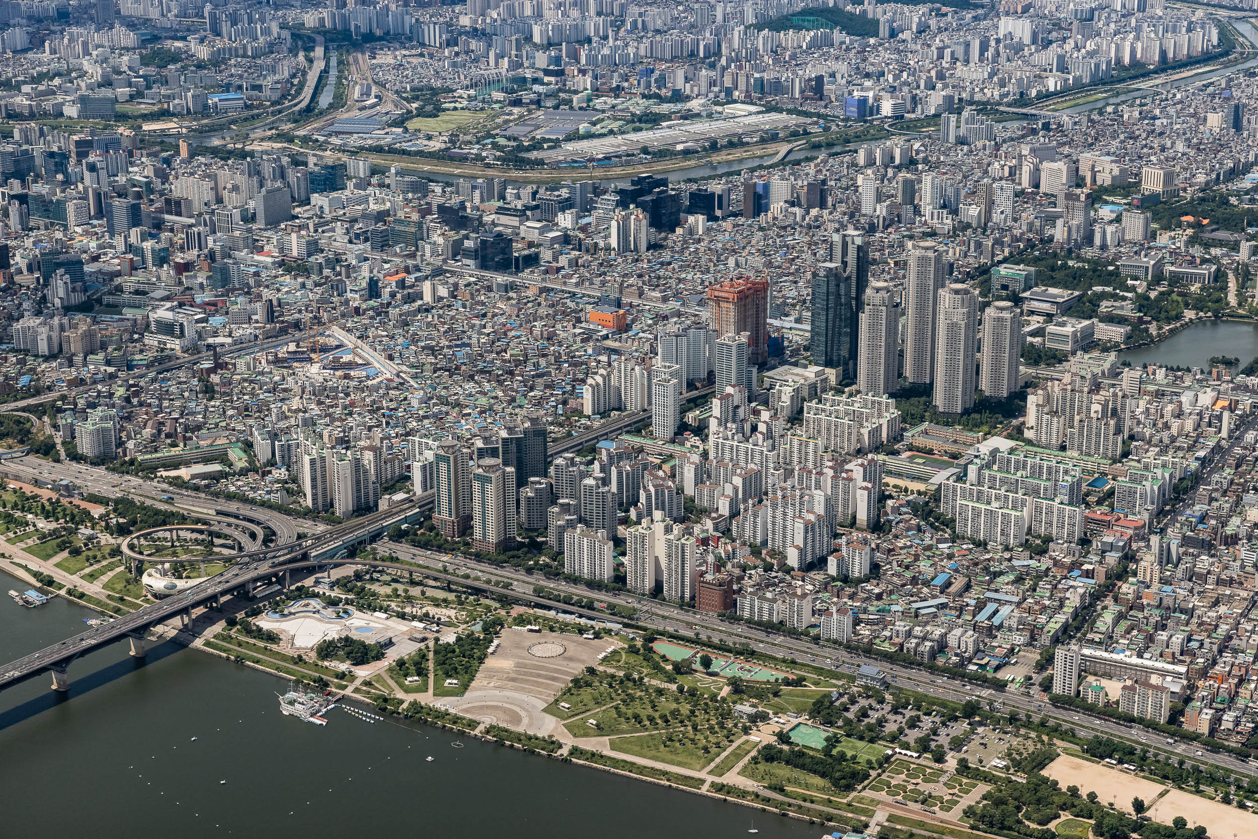 20210810-하늘에서 본 광진구-자양3동 20210616-001202_G_113446.jpg