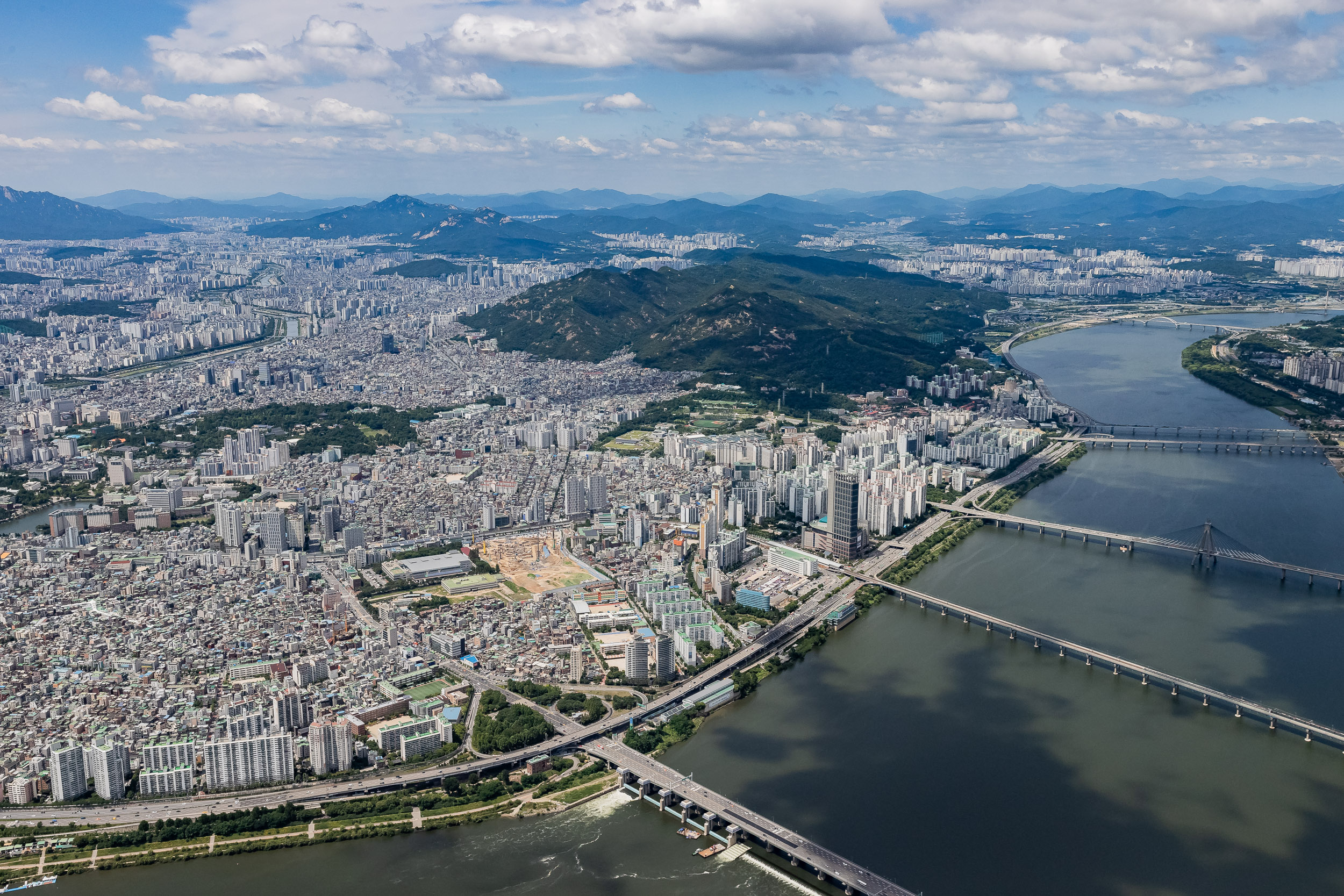 20210810-하늘에서 본 광진구-광장동 20210616-001292_G_114829.jpg