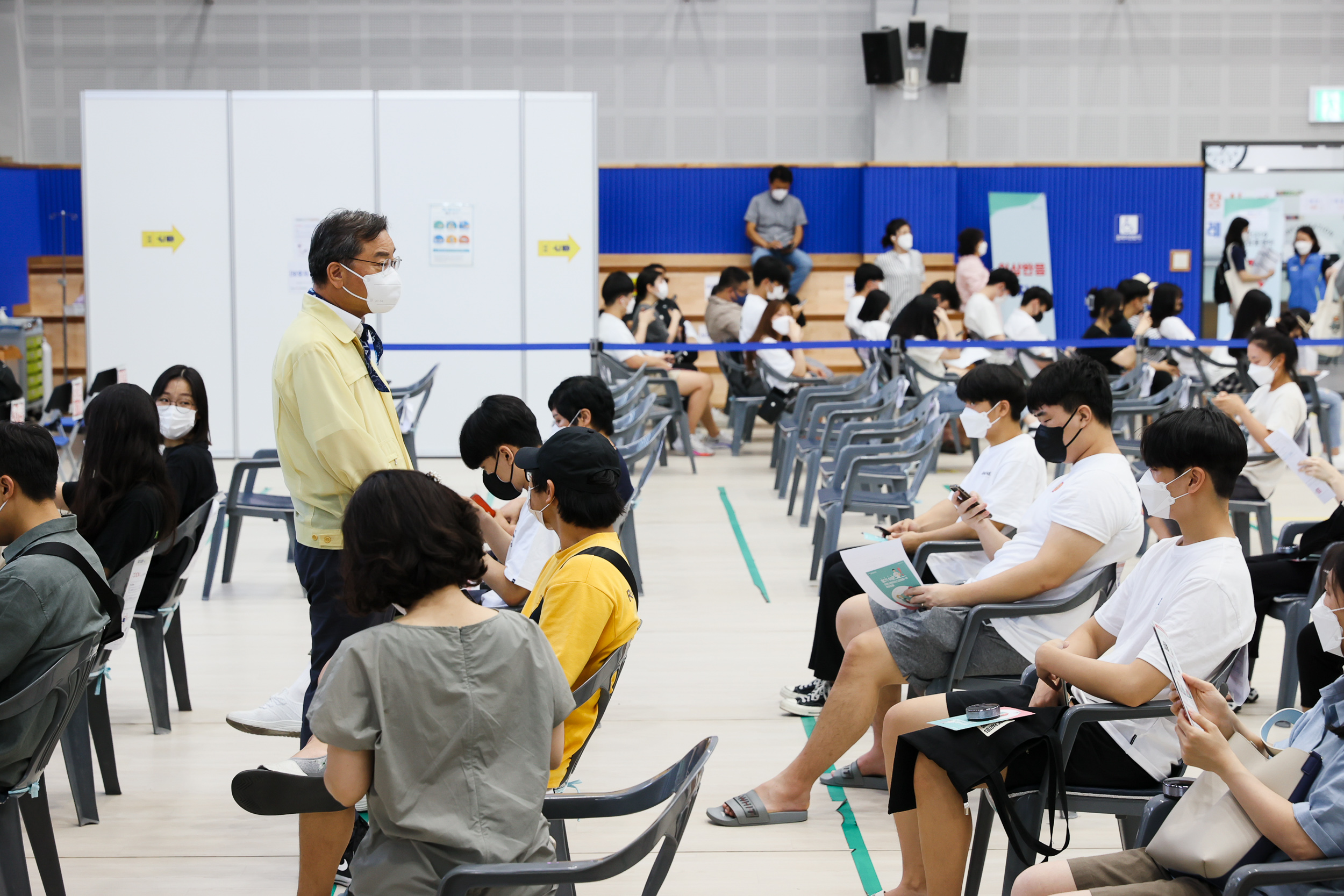 201210727-광진구 코로나19 예방백신접종센터 방문-자양체육관 20210727-000993_G_180824.jpg