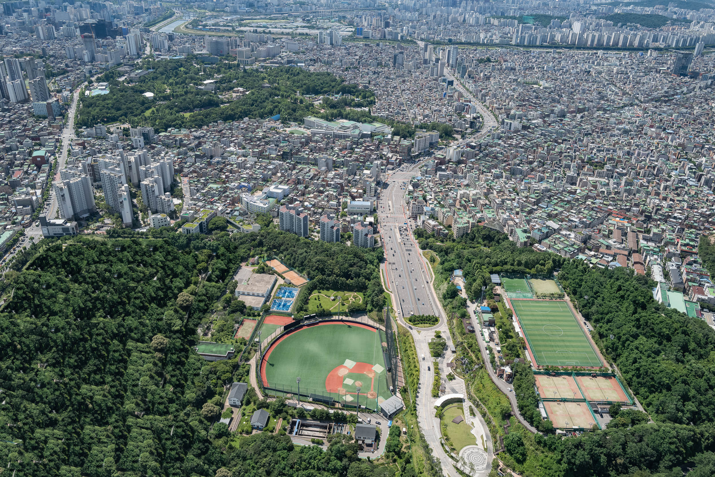 20210810-하늘에서 본 광진구-구의2동 20210616-000179_G_132006.jpg