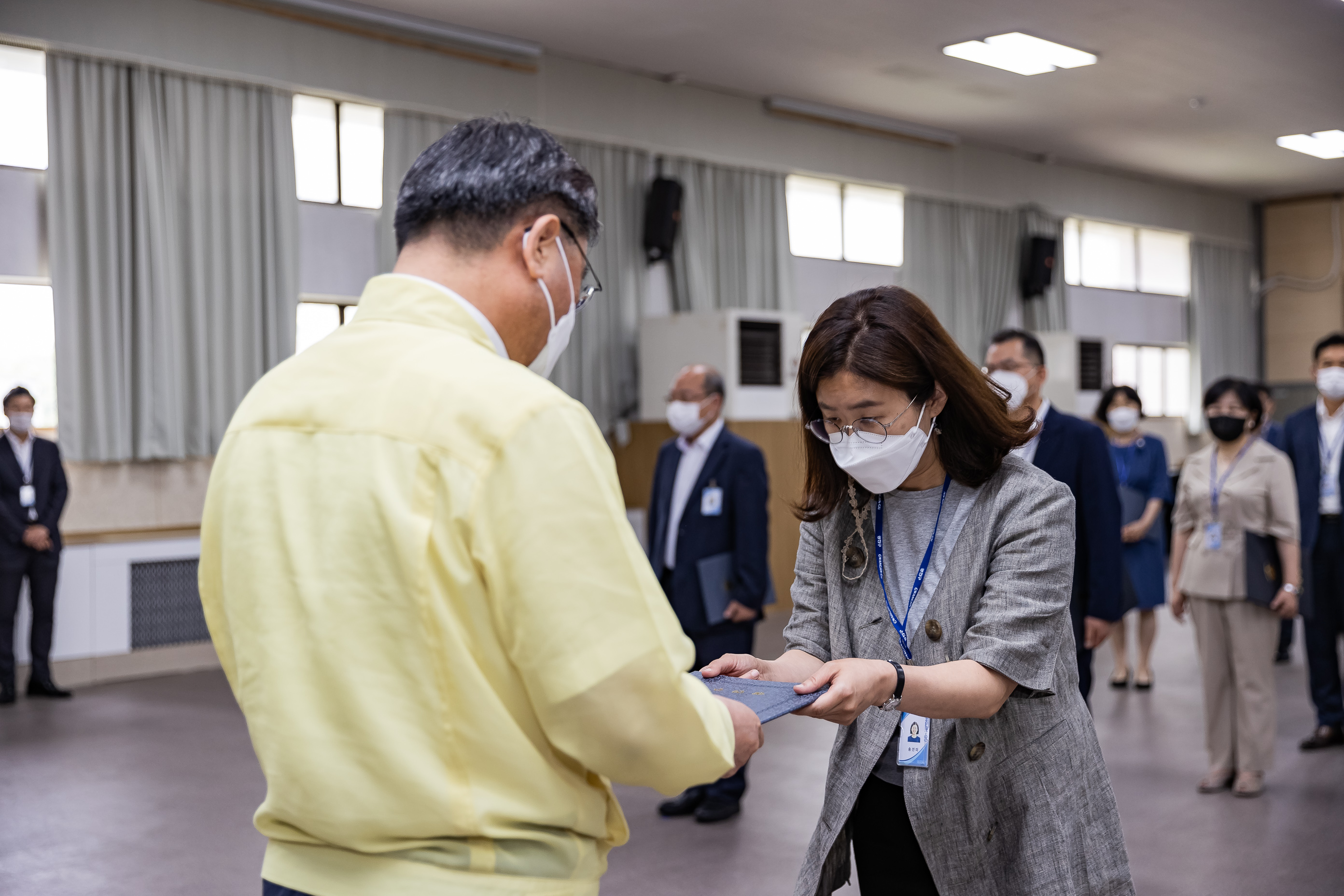 20210630-2021년 하반기 정기인사 임명장 수여식 20210630-000370_s_132339.jpg