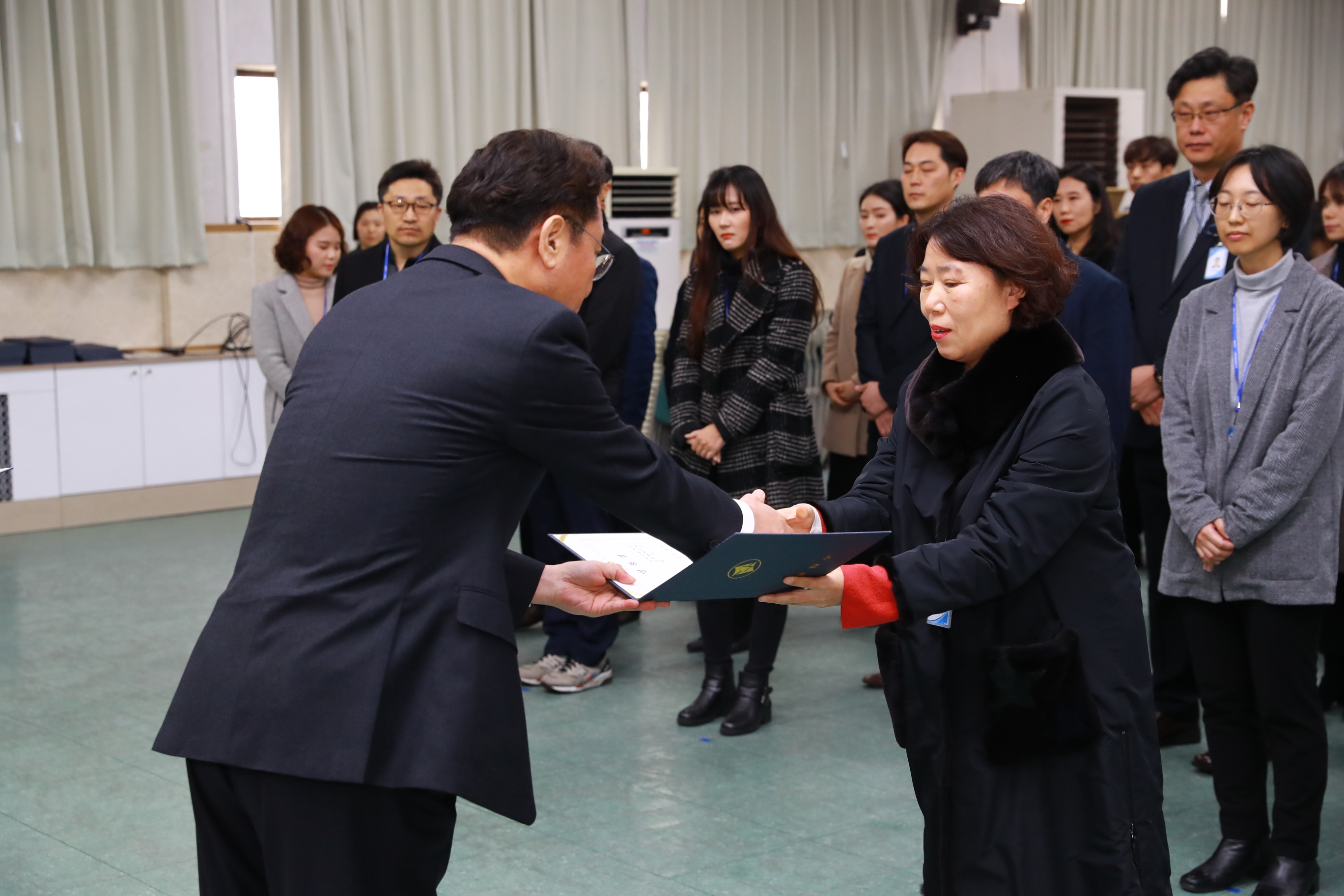 20190107-7급이하 및 신규직원 발령장 수여식  IB1_8065.JPG