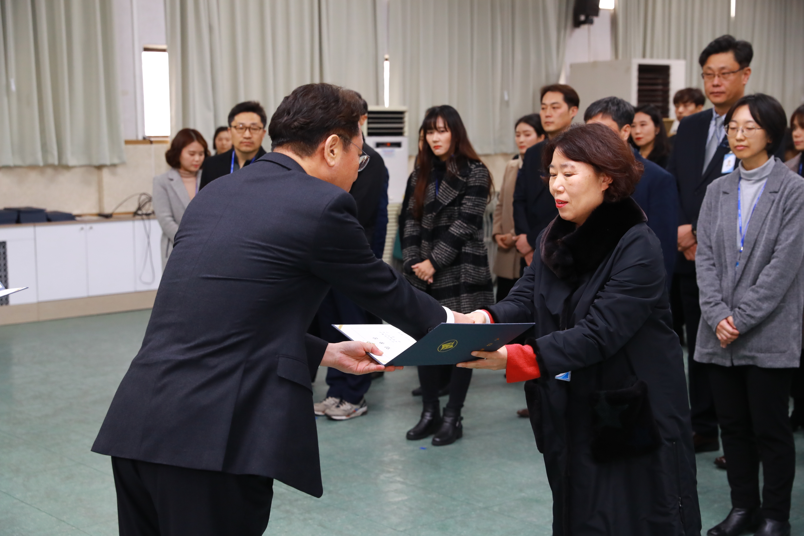 20190107-7급이하 및 신규직원 발령장 수여식  IB1_8066.JPG