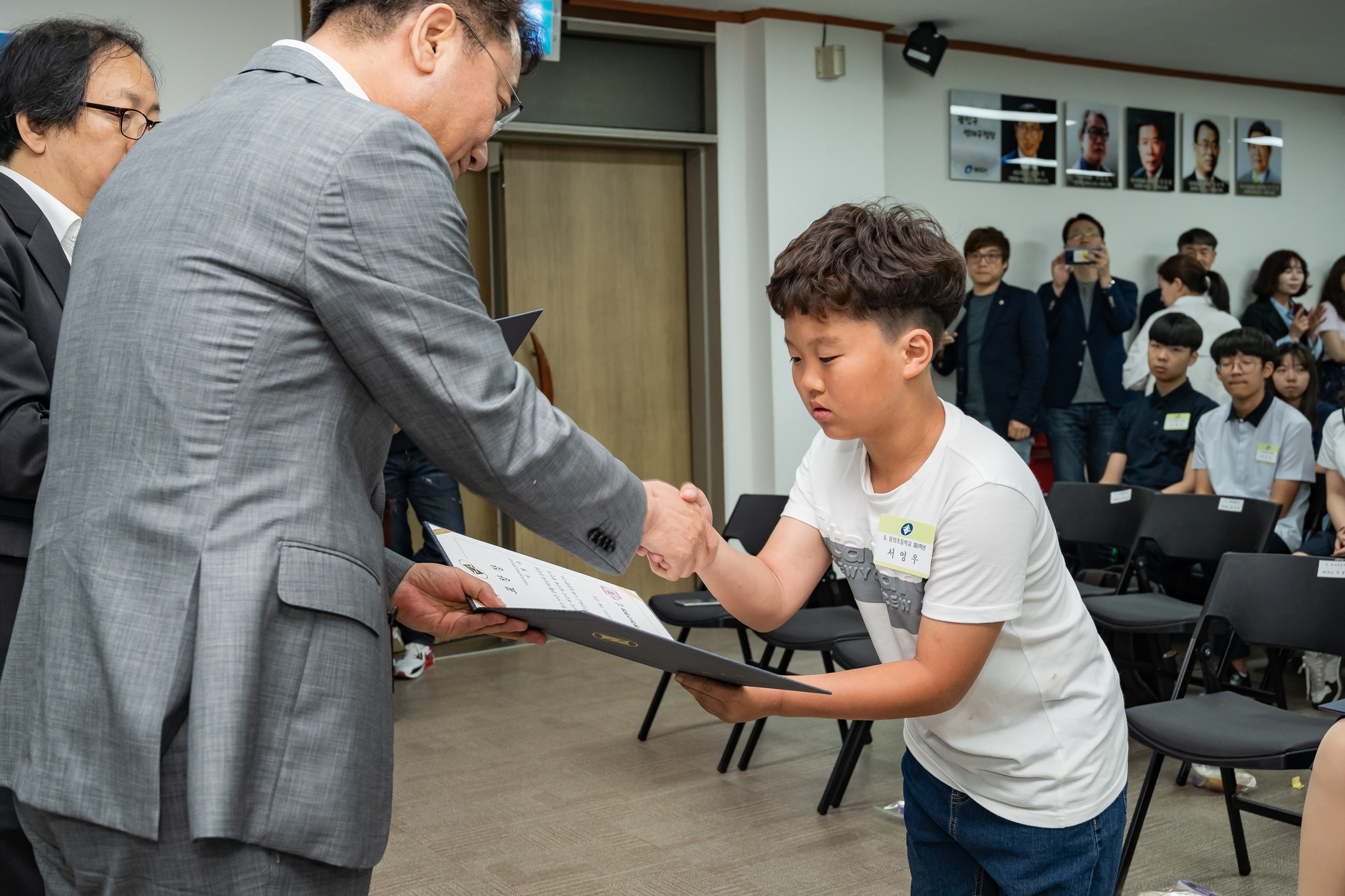 20190516-2019 광진구 모범청소년 표창 수여식 20190516-50067_S_204801.jpg