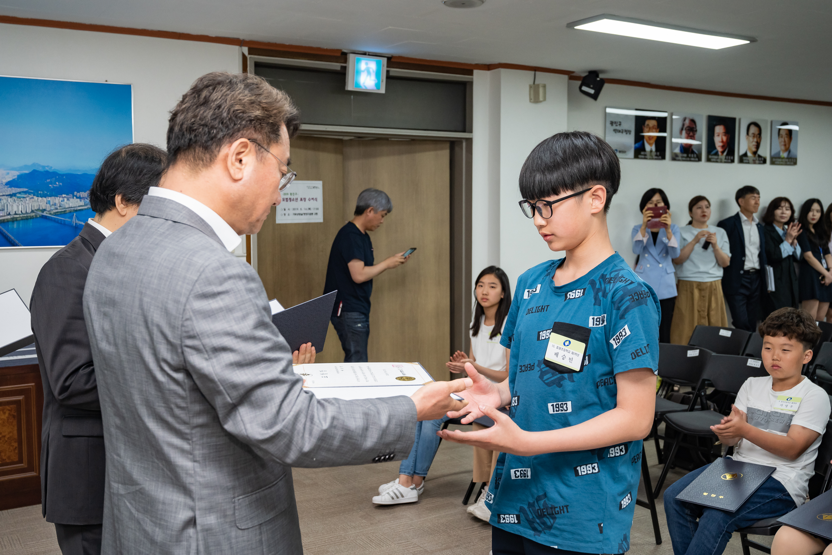 20190516-2019 광진구 모범청소년 표창 수여식 20190516-50163_S_204810.jpg