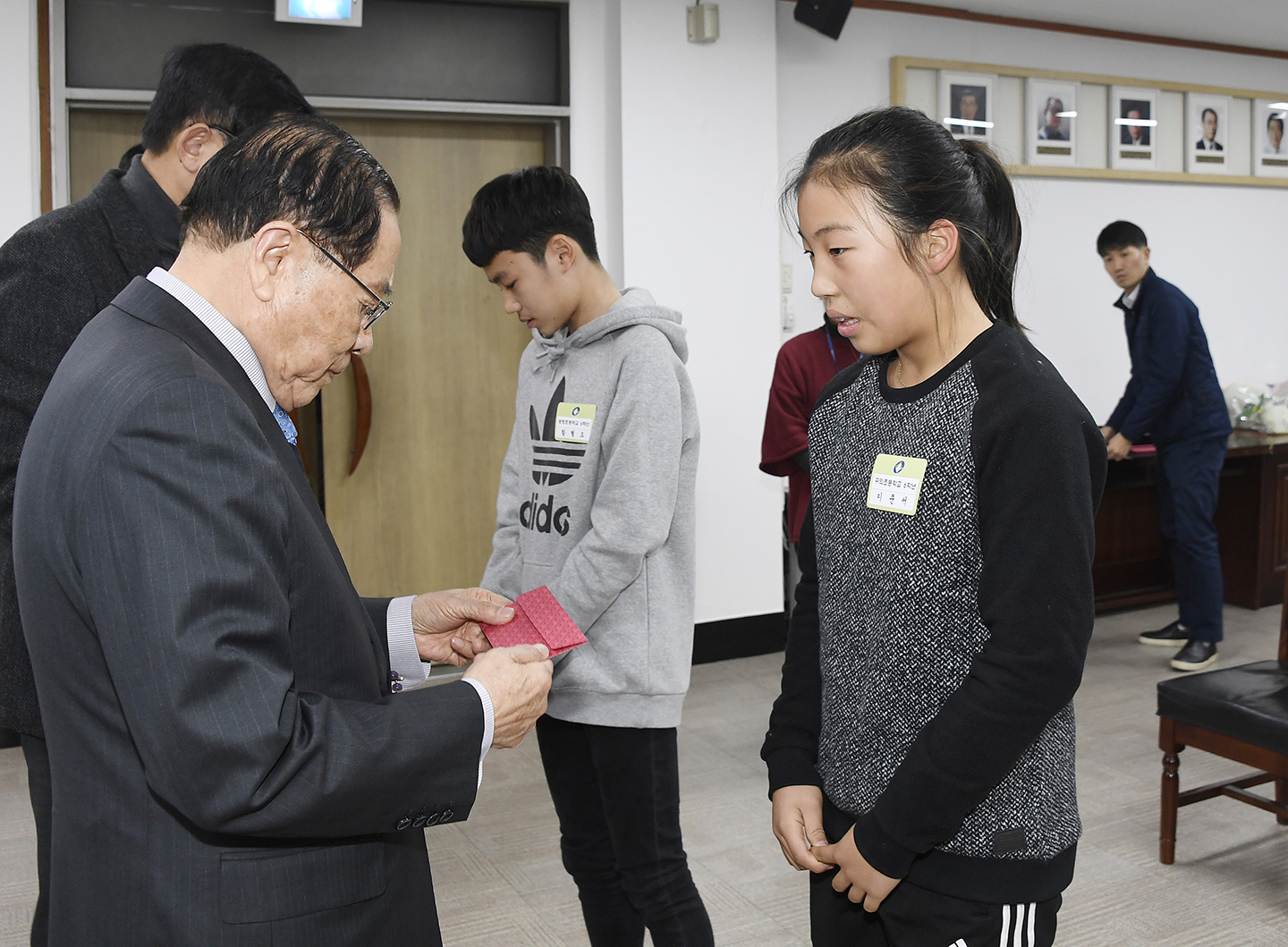 20171215-광진꿈나무경기력향상 대상자 지원금 수여식 167012.jpg