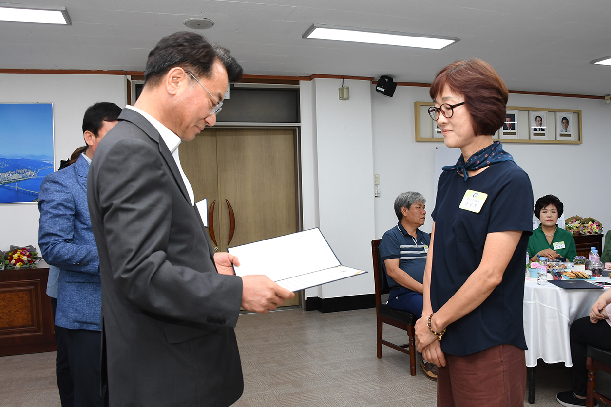 20180726-7월 정기구민표창 수여식 174699.jpg