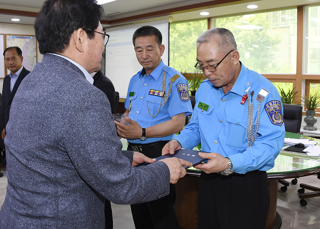 20170705-서울동화축제 협조기관 및 실무자 표창 157814.jpg