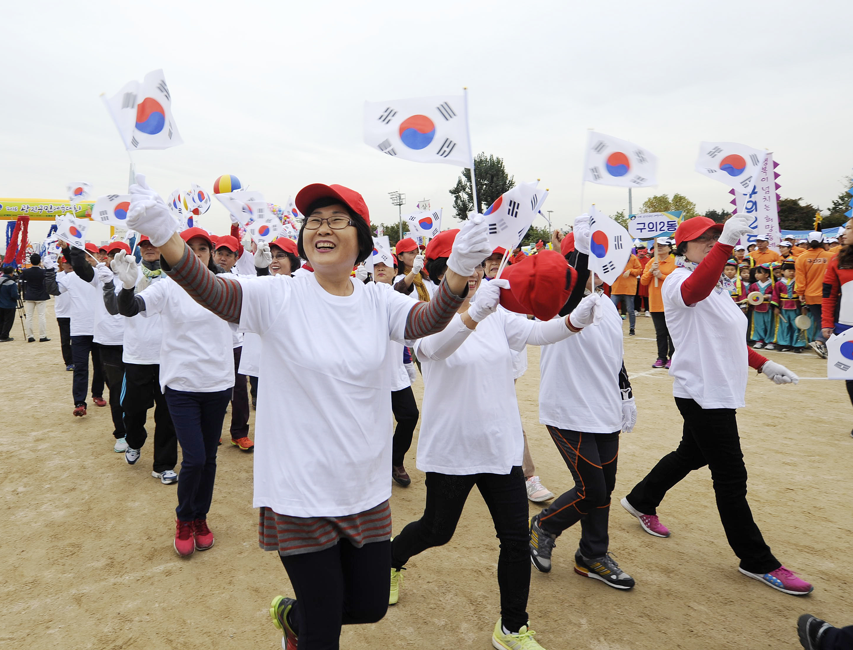 20161028-2016년 광진구민 체육대회 동 선수단 입장 145988.JPG