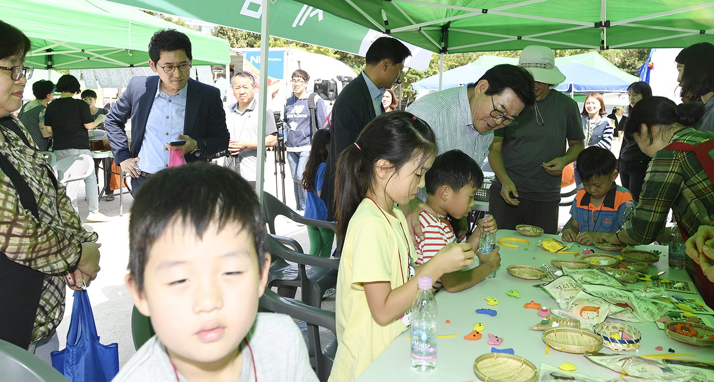 20170926-추석맞이 농수특산물 직거래장터 161384.jpg