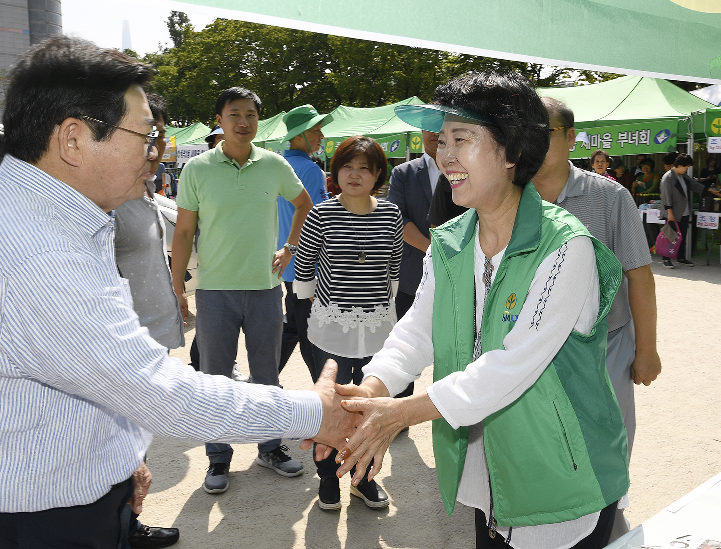 20170926-추석맞이 농수특산물 직거래장터 161388.jpg