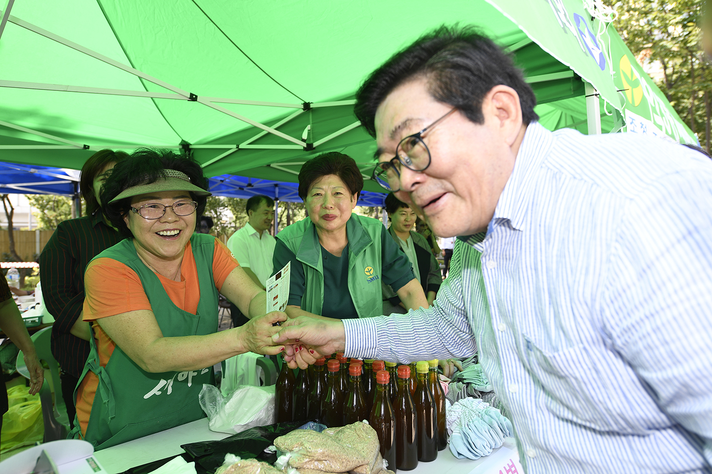 20170926-추석맞이 농수특산물 직거래장터 161392.jpg