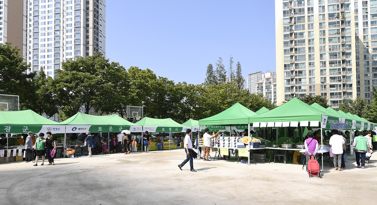 20170926-추석맞이 농수특산물 직거래장터 161347.jpg