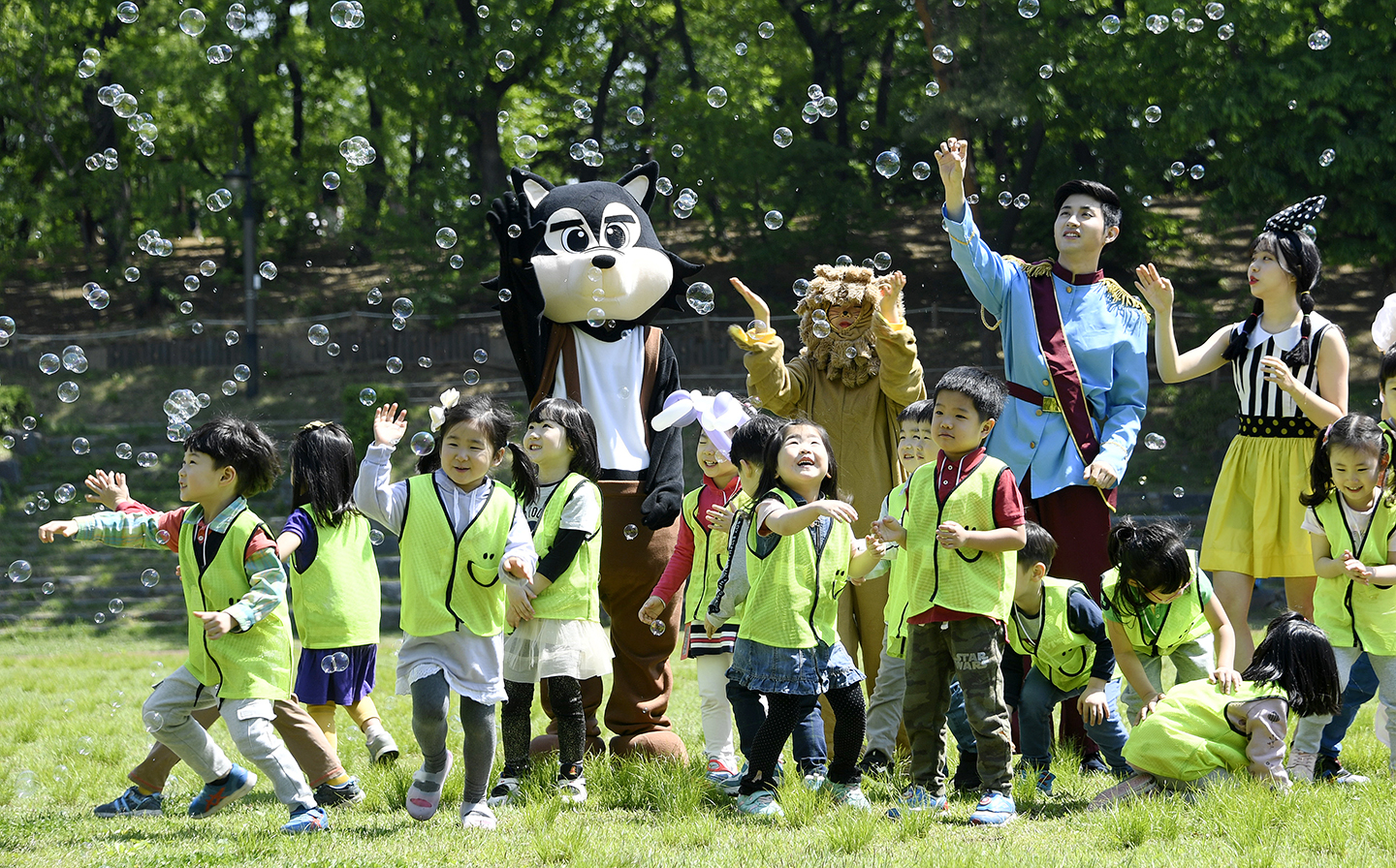 20180504-서울동화축제  버블놀이터 172812.jpg