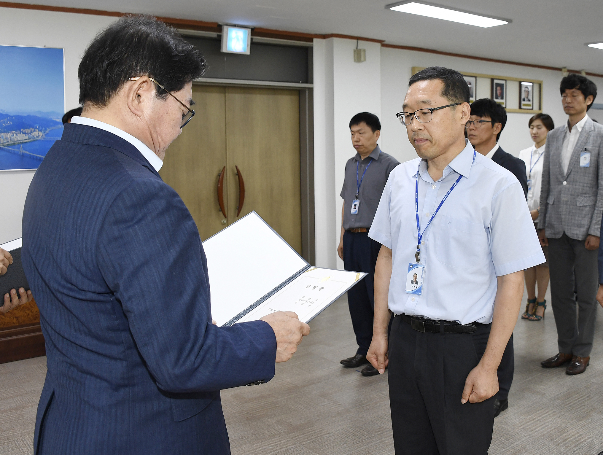 20170721-하반기 일반직공무원 전보 발령장 수여 158659.jpg