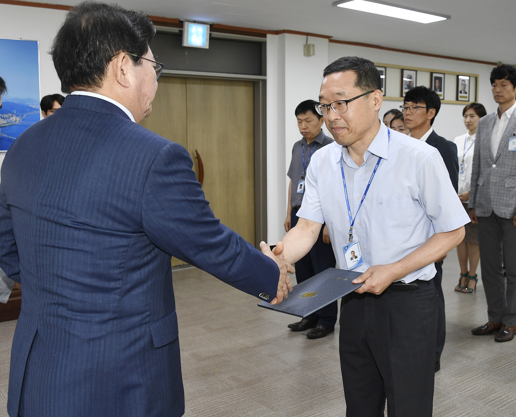 20170721-하반기 일반직공무원 전보 발령장 수여 158661.jpg