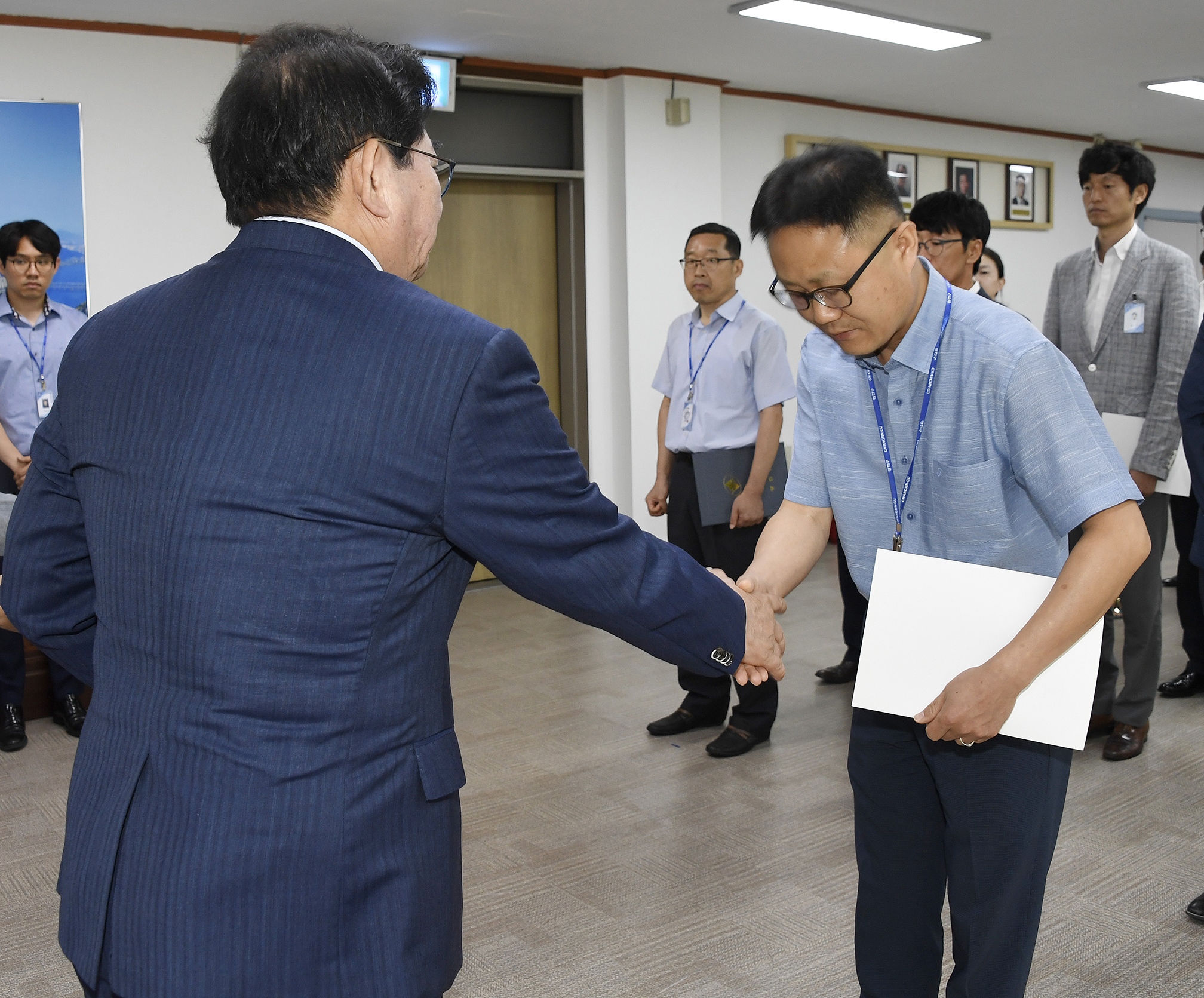 20170721-하반기 일반직공무원 전보 발령장 수여 158730.jpg