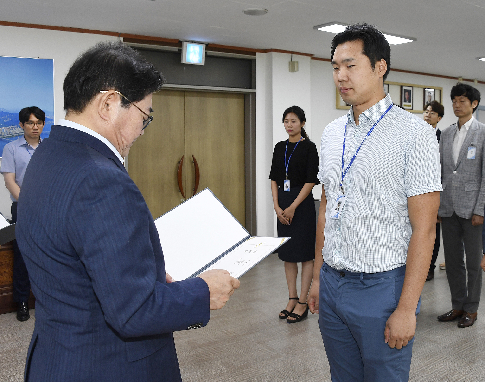 20170721-하반기 일반직공무원 전보 발령장 수여 158678.jpg