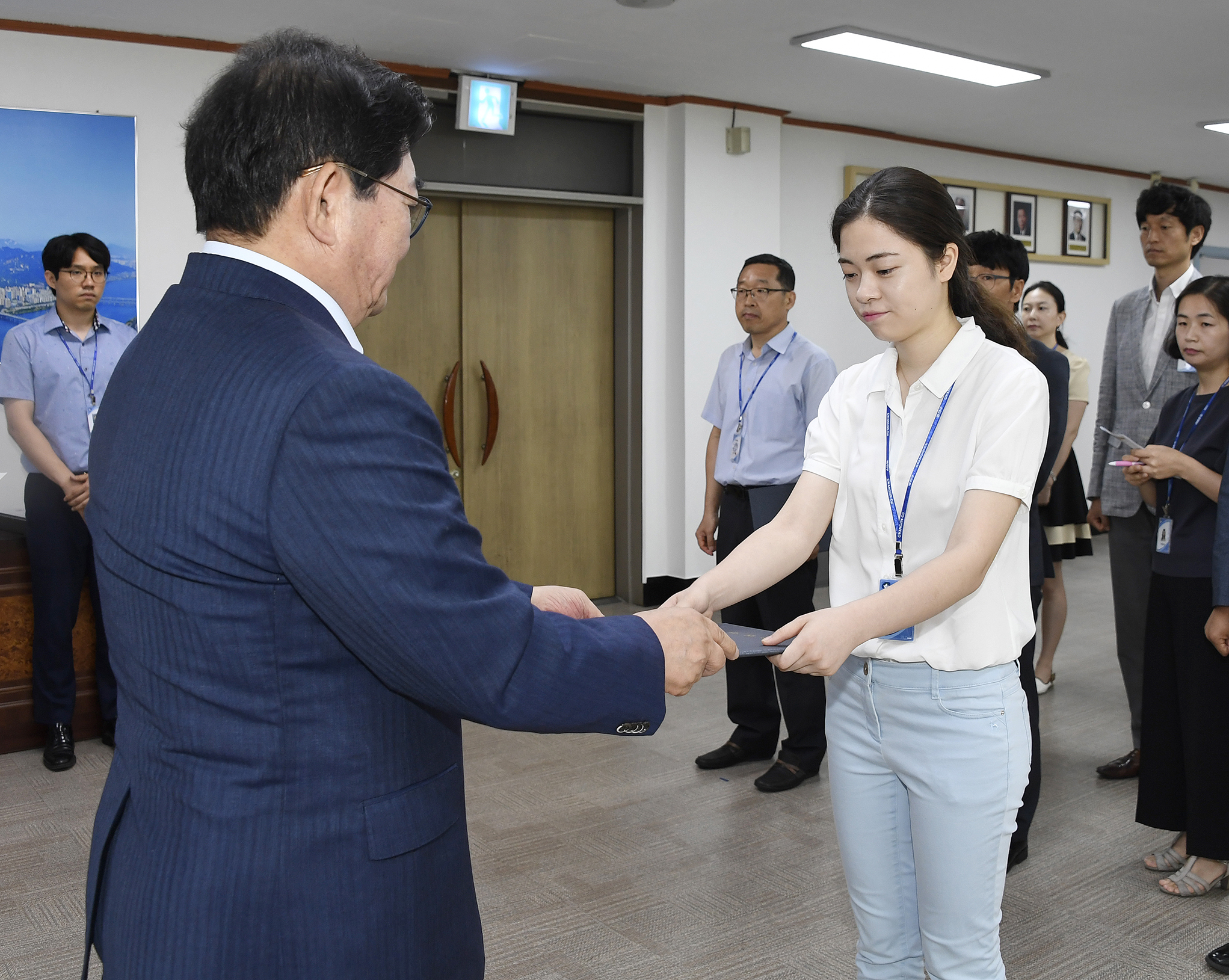 20170721-하반기 일반직공무원 전보 발령장 수여 158693.jpg