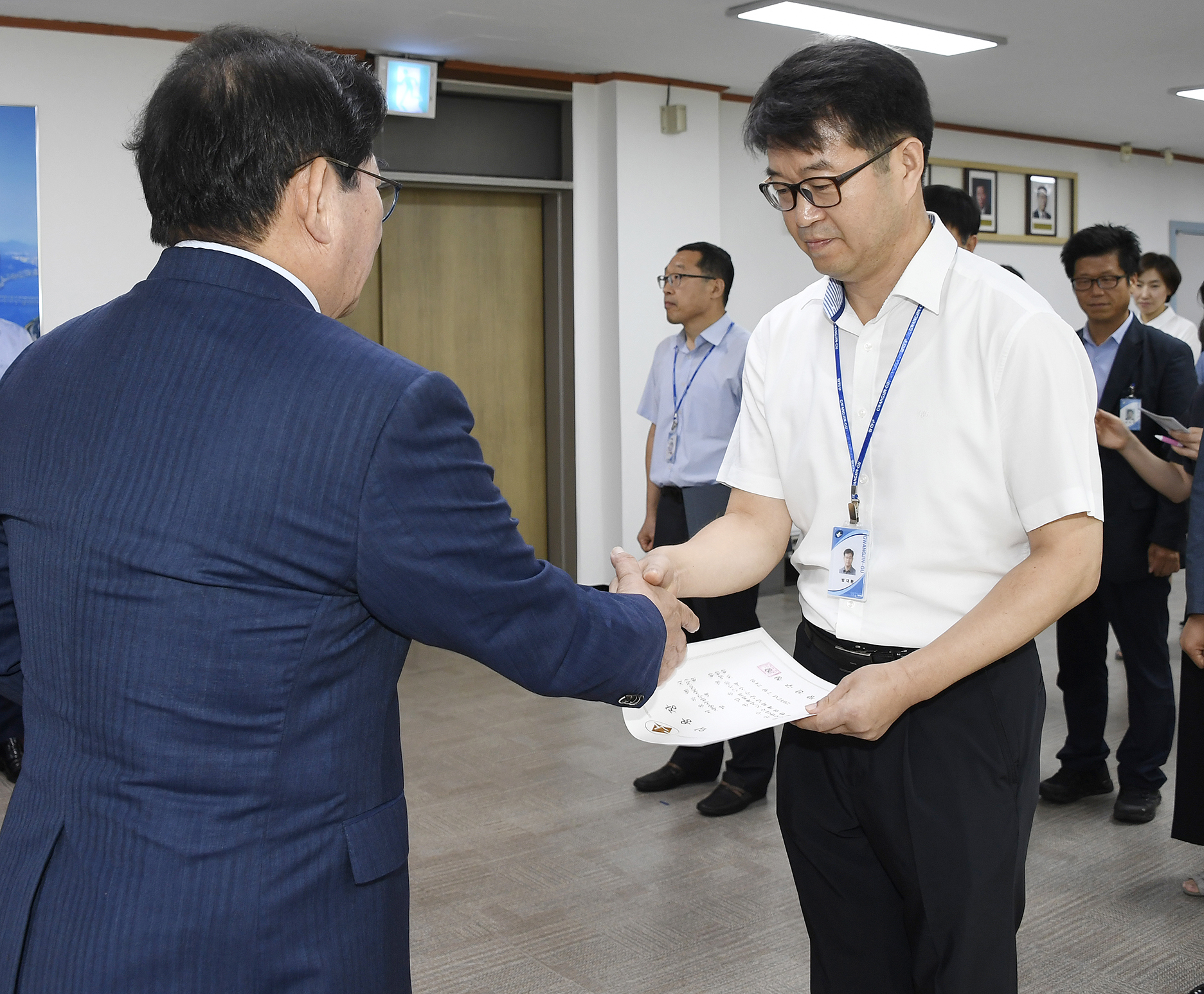 20170721-하반기 일반직공무원 전보 발령장 수여 158703.jpg