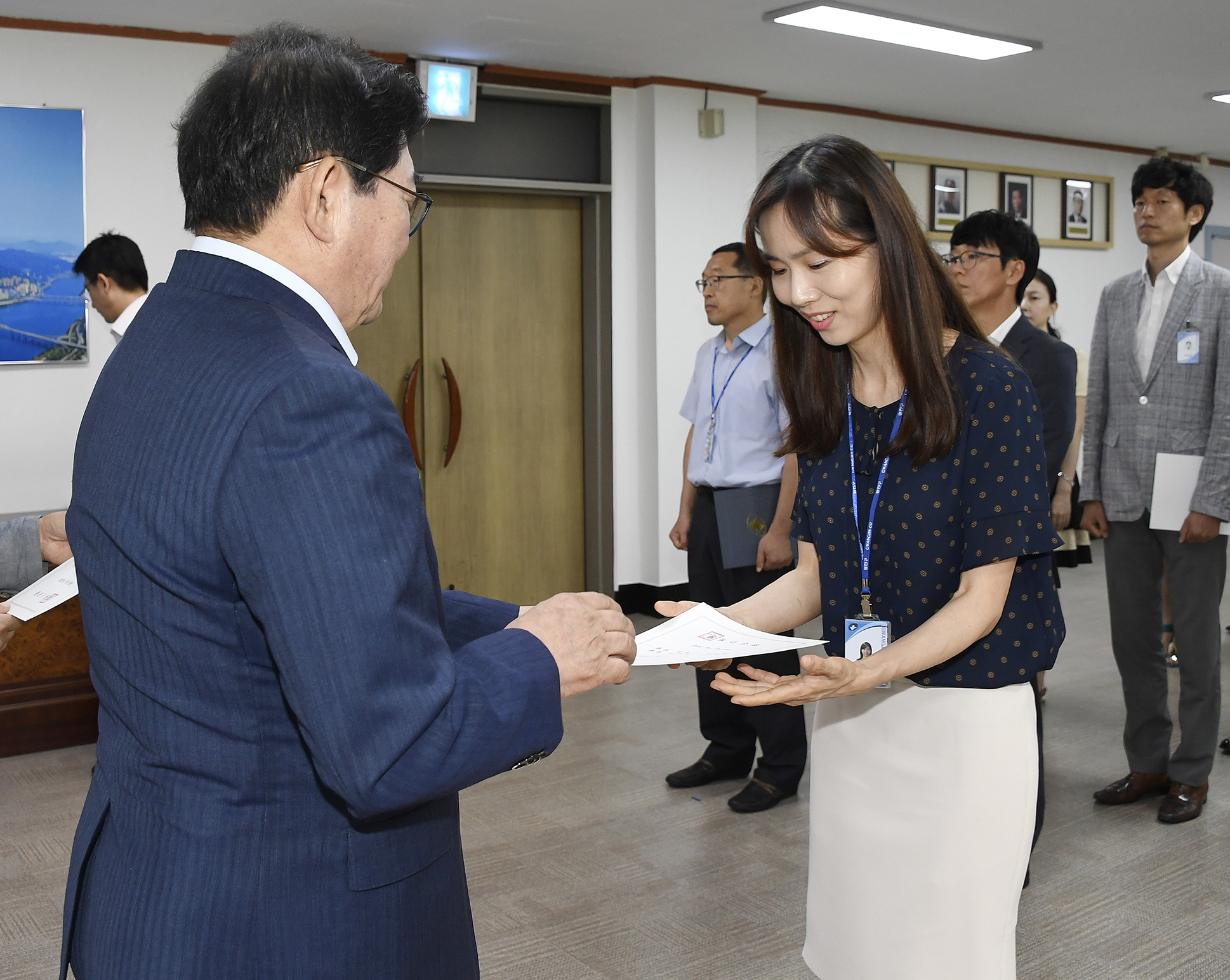 20170721-하반기 일반직공무원 전보 발령장 수여 158744.jpg