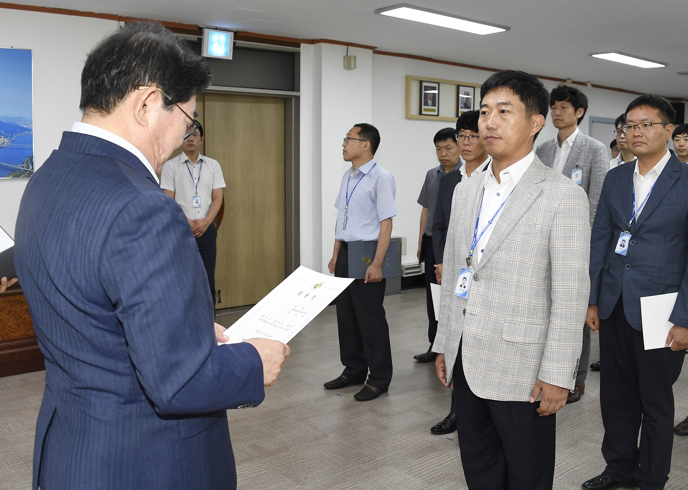 20170721-하반기 일반직공무원 전보 발령장 수여 158766.jpg