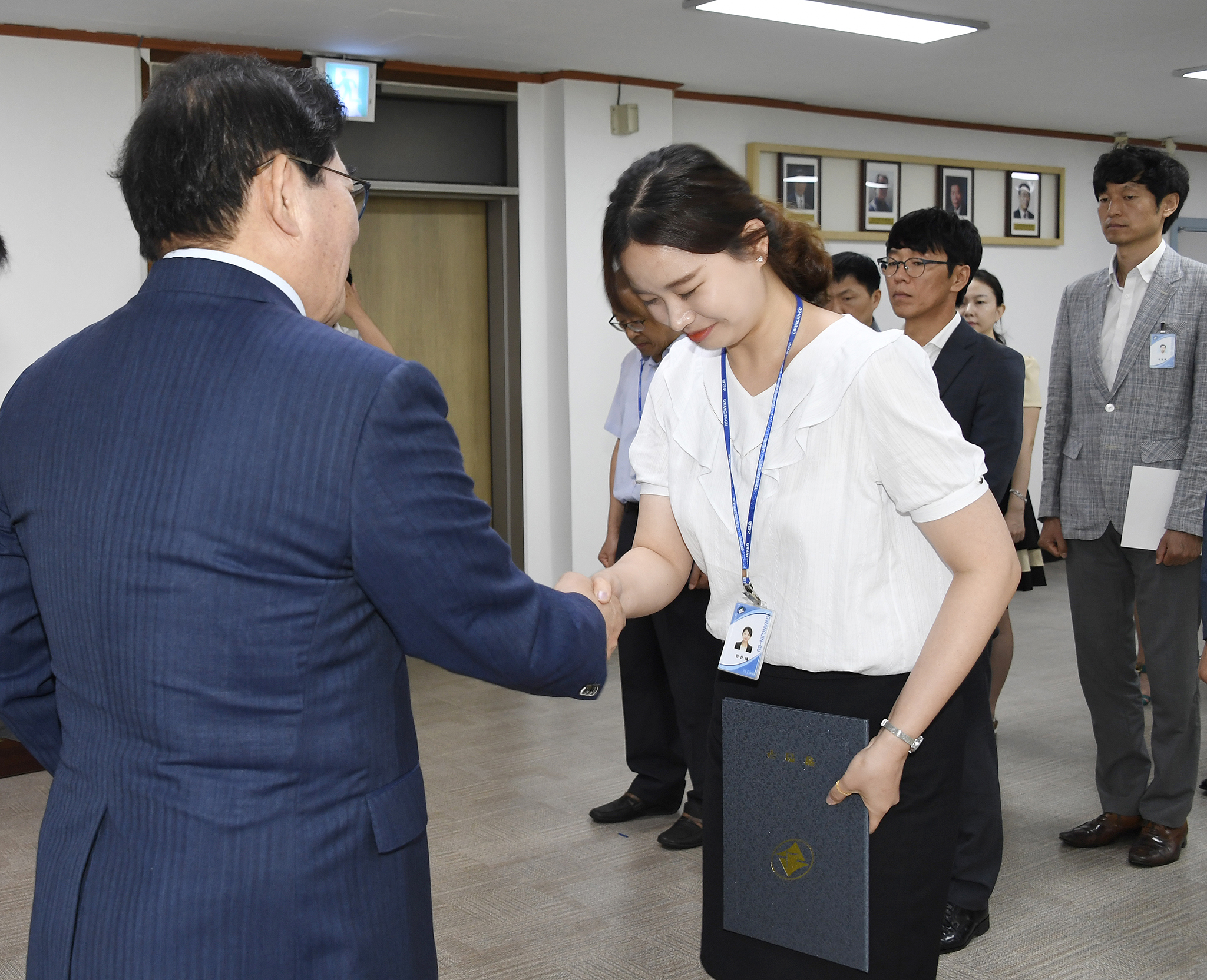 20170721-하반기 일반직공무원 전보 발령장 수여 158797.jpg