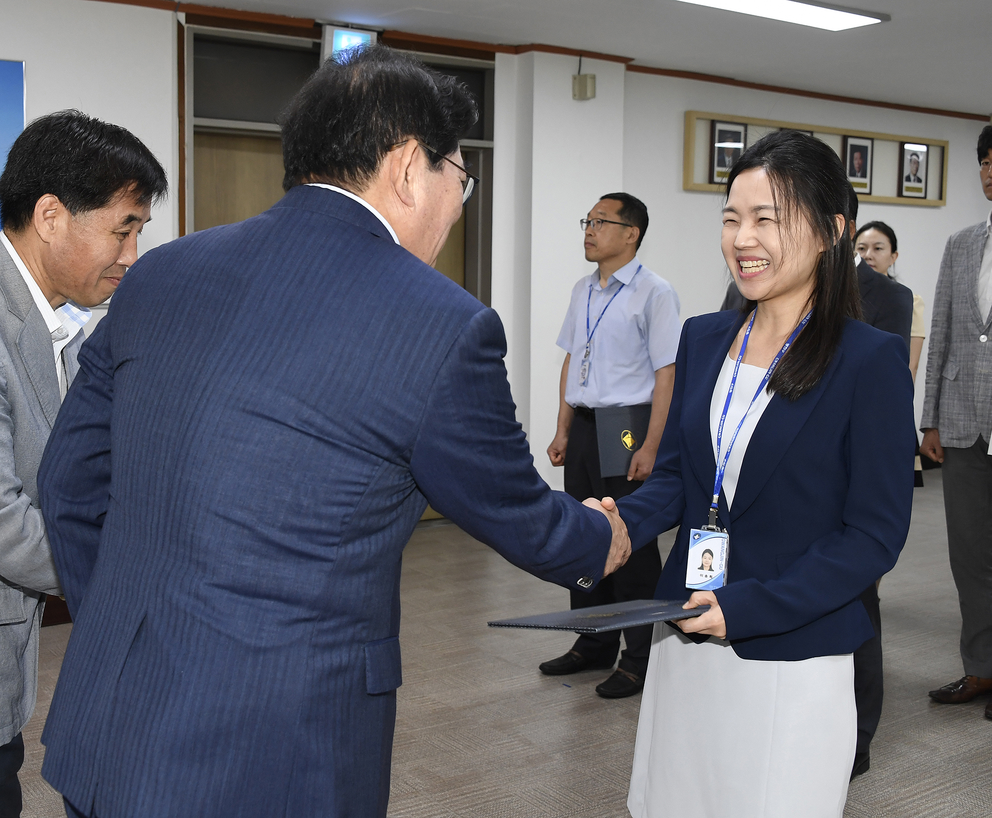 20170721-하반기 일반직공무원 전보 발령장 수여 158800.jpg