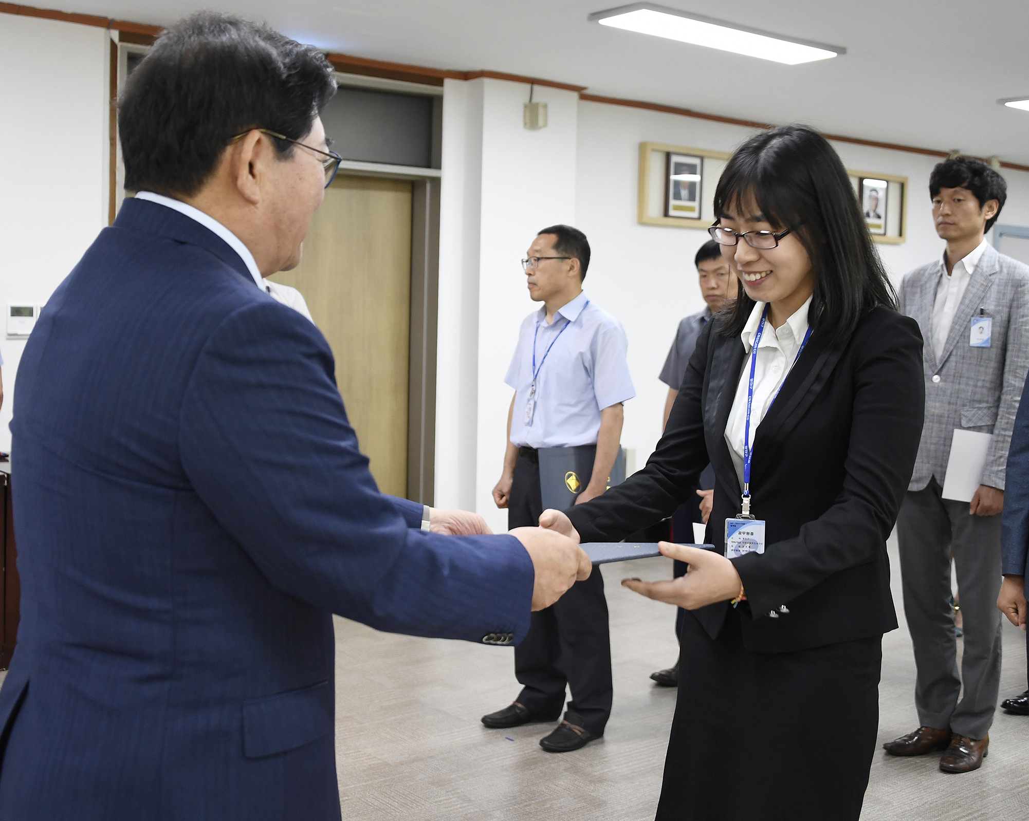 20170721-하반기 일반직공무원 전보 발령장 수여 158805.jpg