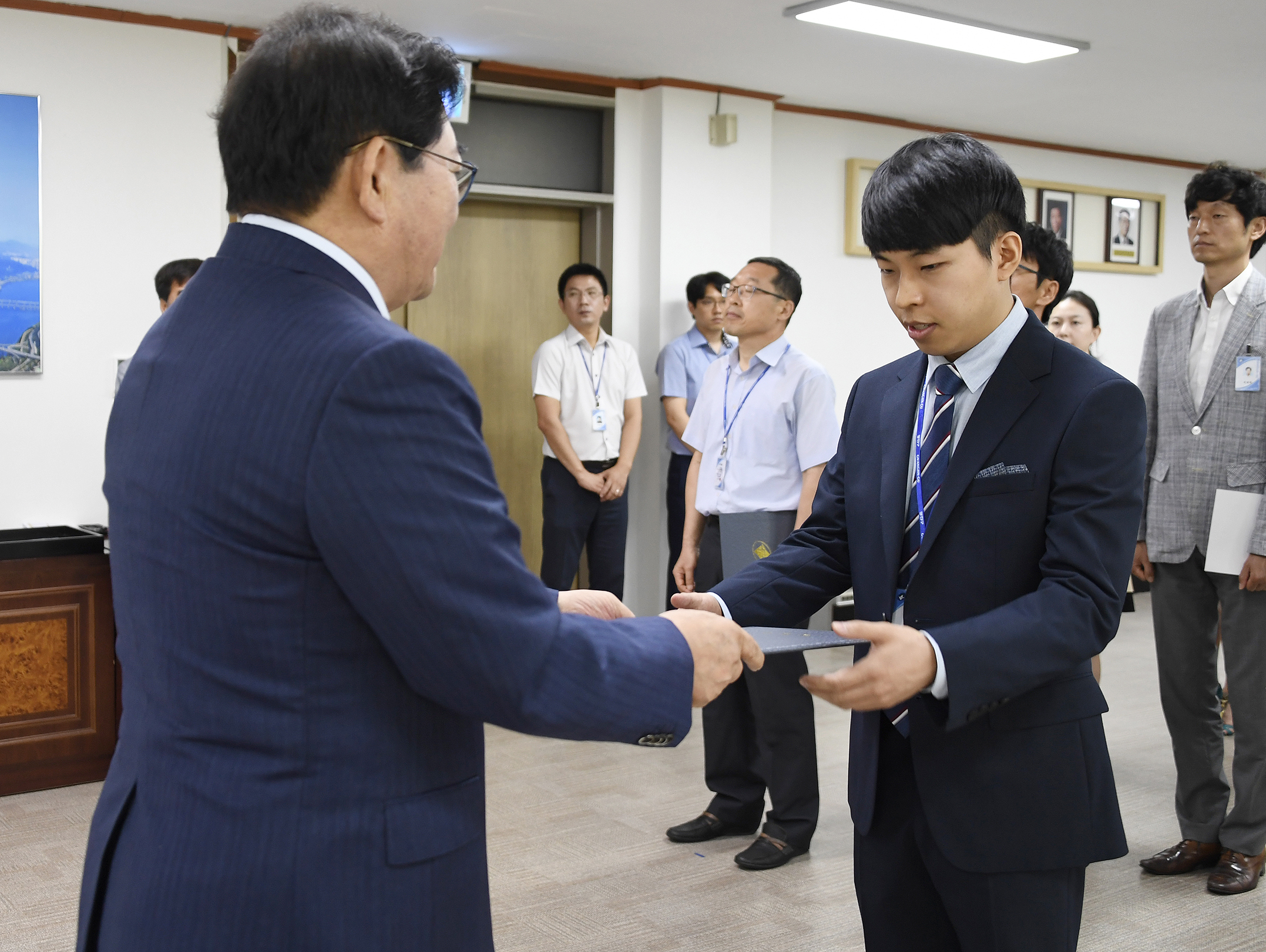 20170721-하반기 일반직공무원 전보 발령장 수여 158811.jpg