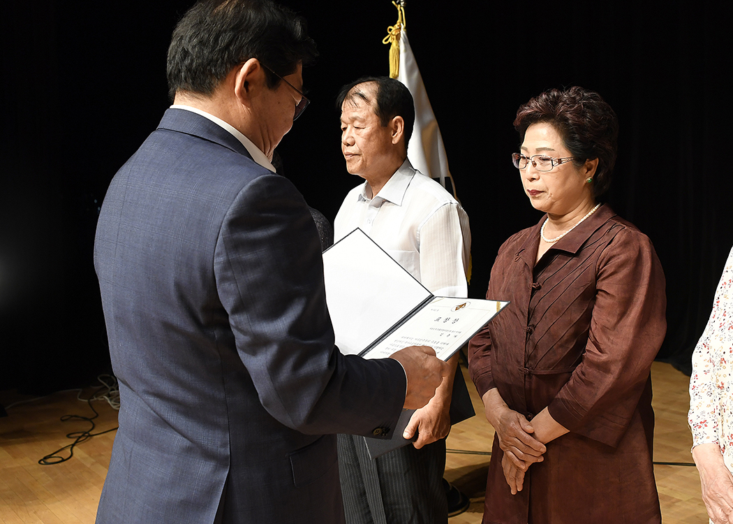 20170629-2017 호국보훈의 달 국가유공자 위안행사 157226.jpg