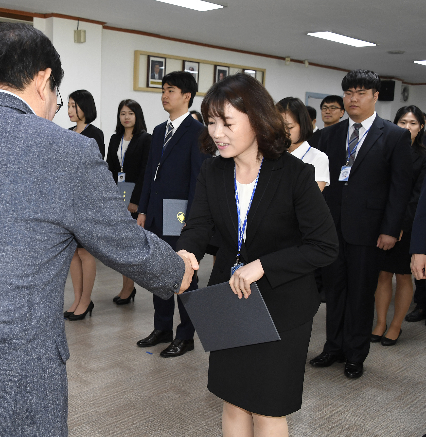 20170703-사회복지 신규직원 발령장 수여 158461.jpg