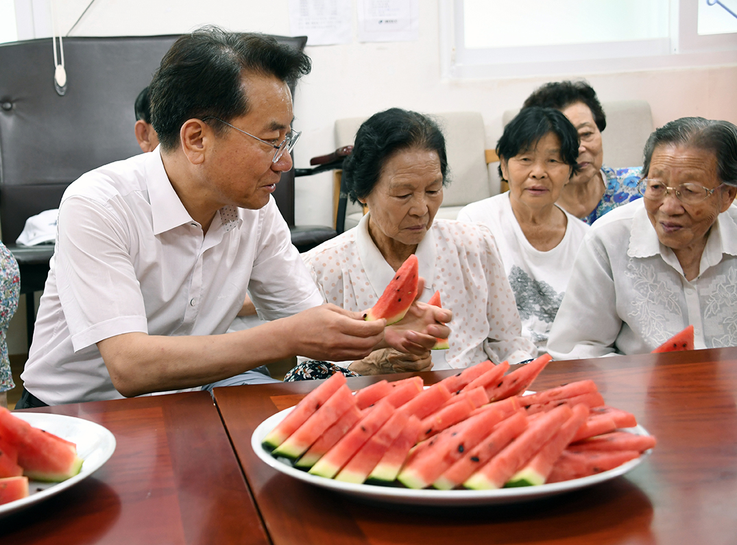 20180725-경로당 방문(중곡4동 대원, 구의3동 산의) 174658.jpg