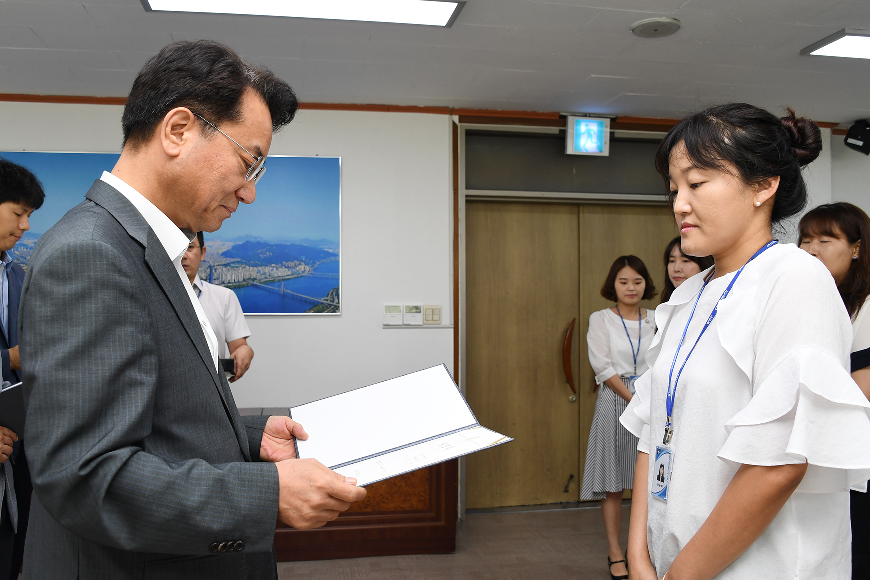 20180713-하반기 6급이하 승진자 임명장 수여식 174425.jpg