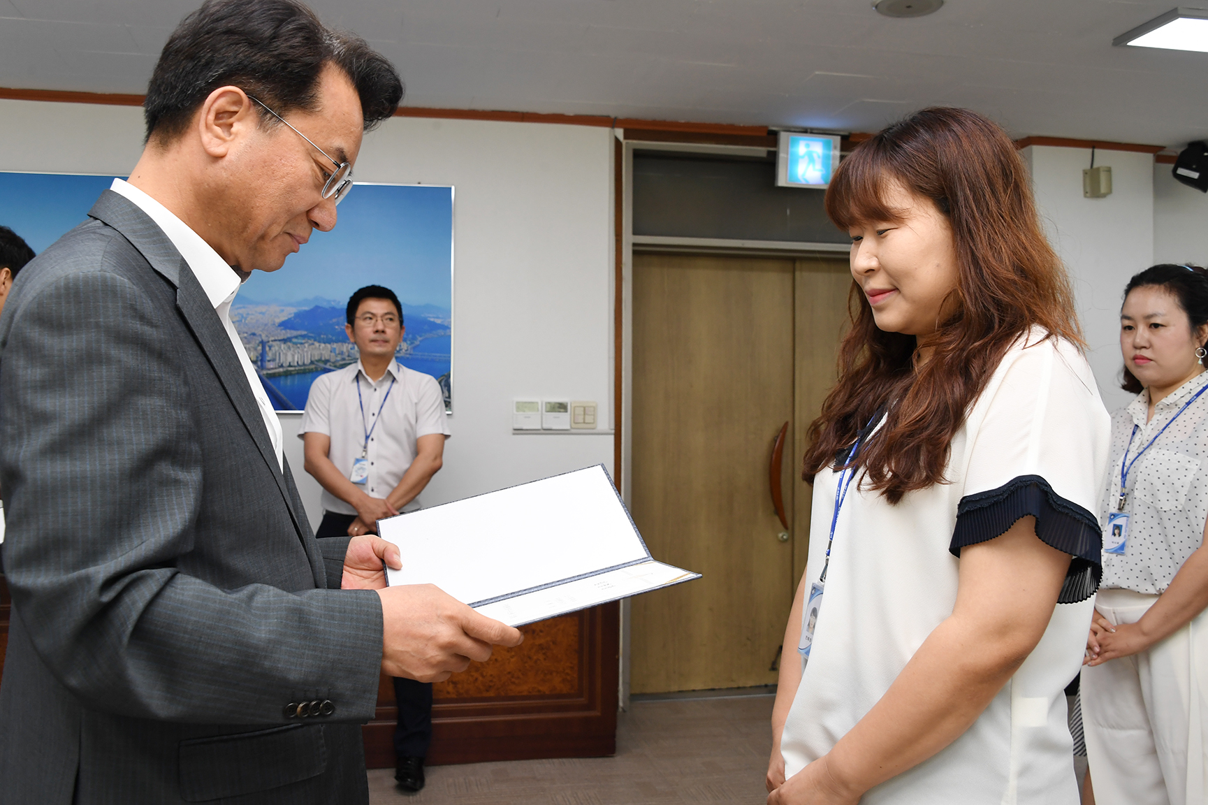 20180713-하반기 6급이하 승진자 임명장 수여식 174429.jpg