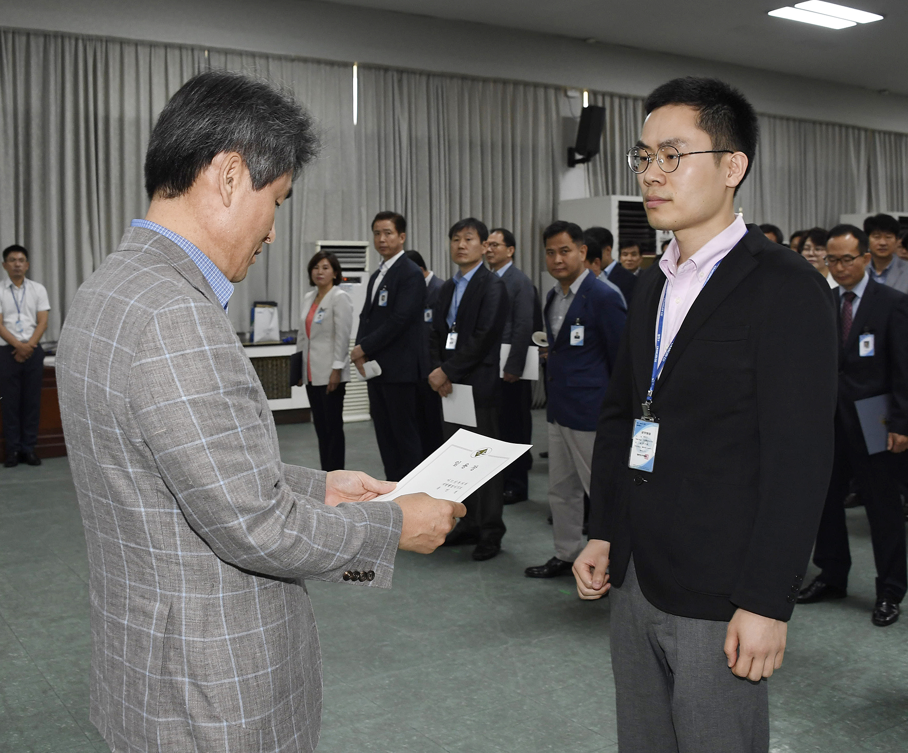 20170629-2017년 하반기 정기인사발령 발령장 수여 158280.jpg